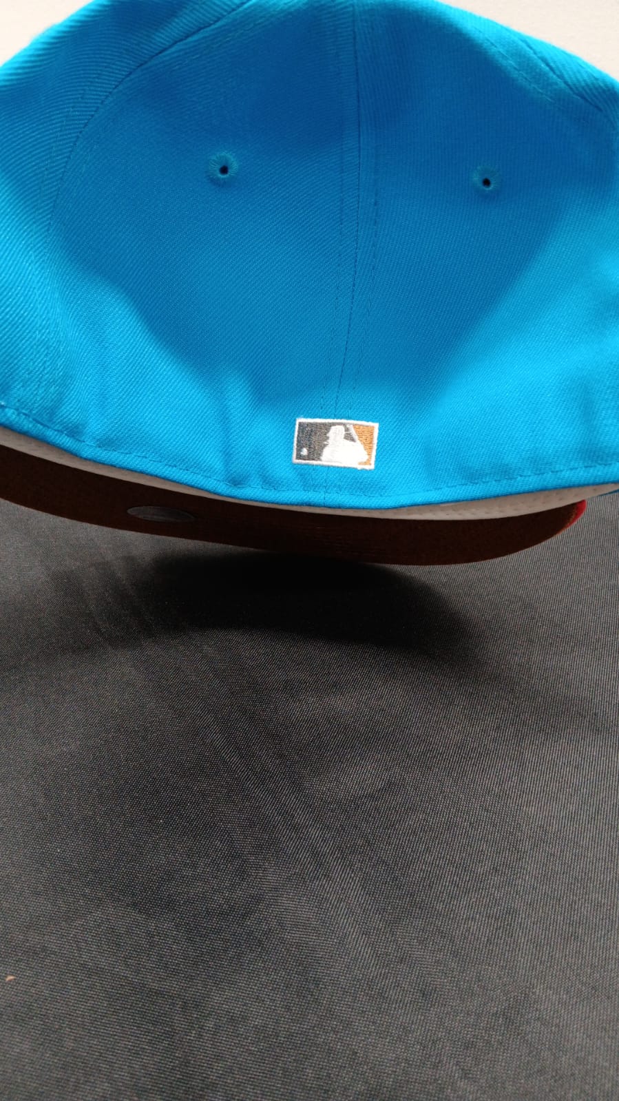🧢 Wholesale Bulk Hat Box – 20 Premium Hats (HAT-1001)