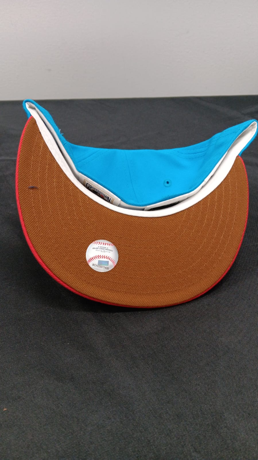 🧢 Wholesale Bulk Hat Box – 20 Premium Hats (HAT-1001)