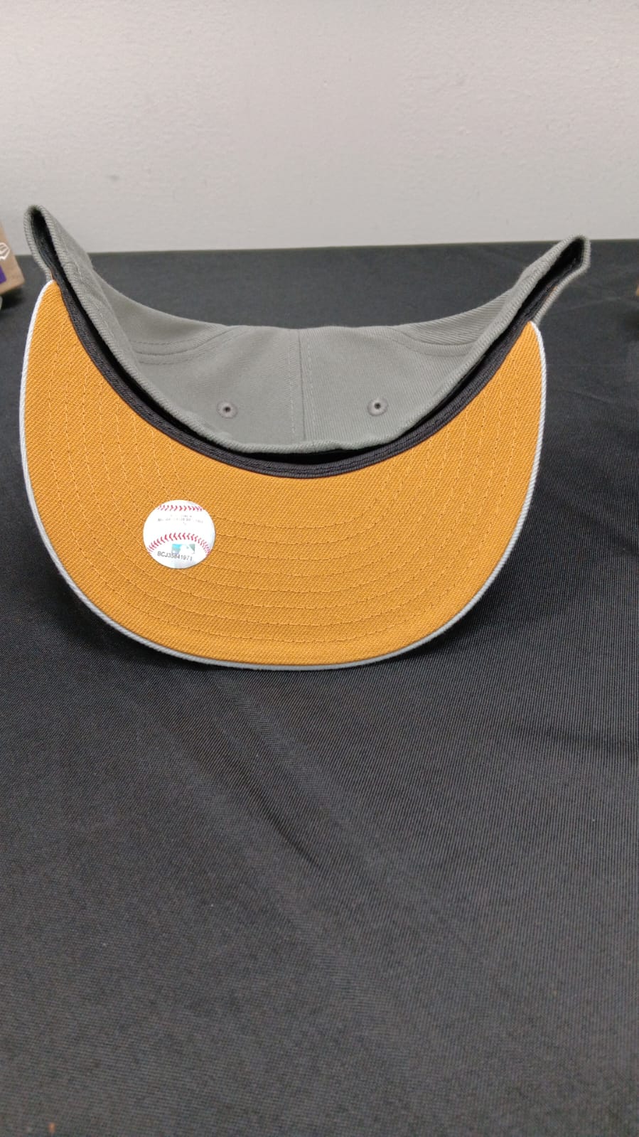 🧢 Wholesale Bulk Hat Box – 20 Premium Hats (HAT-1002)