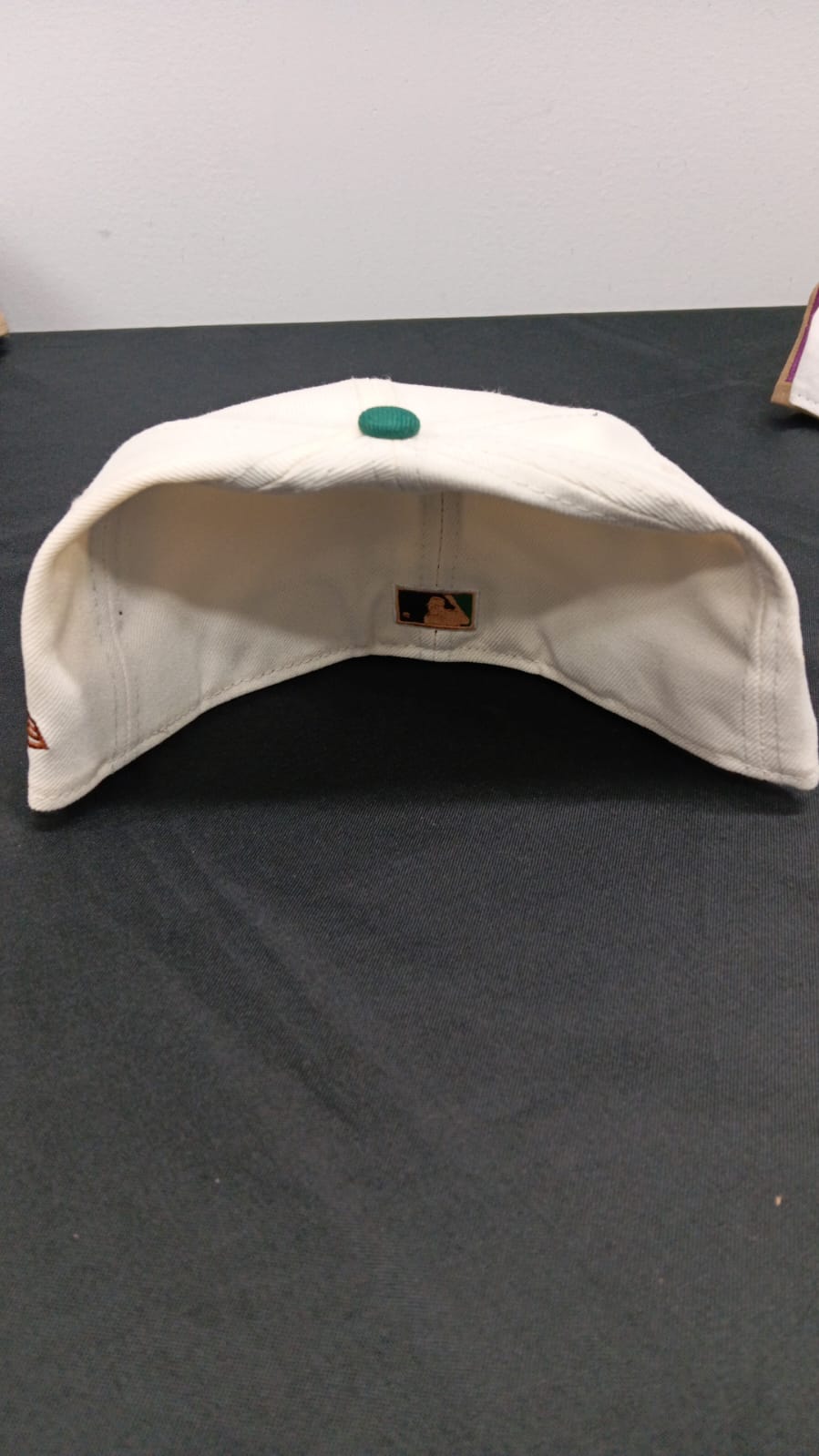 🧢 Wholesale Bulk Hat Box – 20 Premium Hats (HAT-1002)