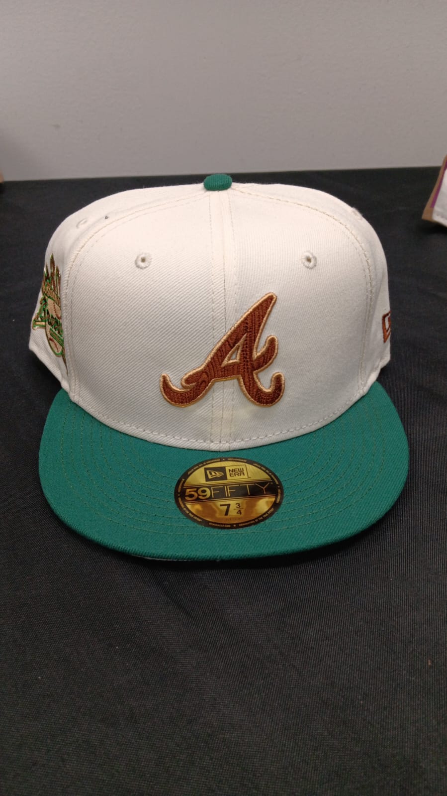 🧢 Wholesale Bulk Hat Box – 20 Premium Hats (HAT-1002)