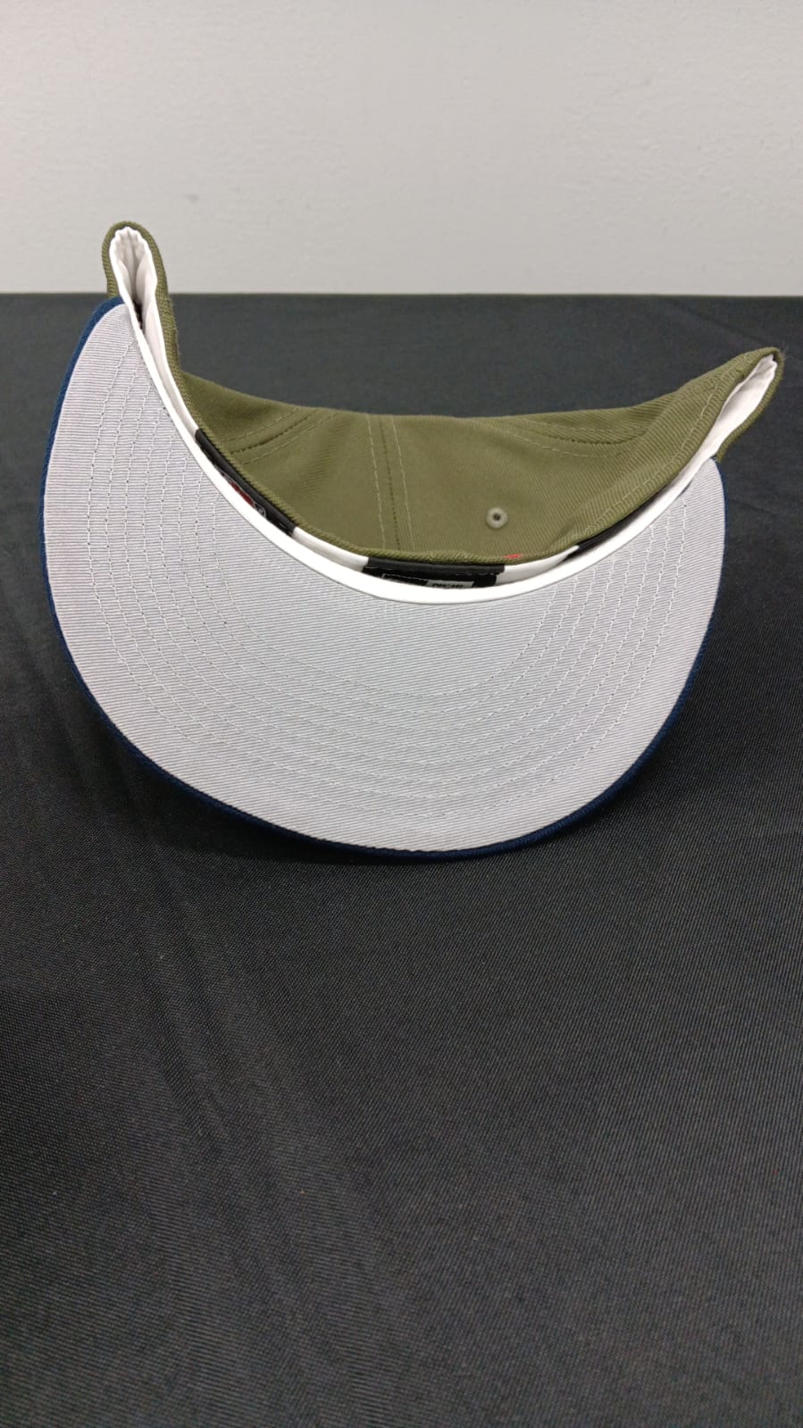 🧢 Wholesale Bulk Hat Box – 20 Premium Hats (HAT-1004)