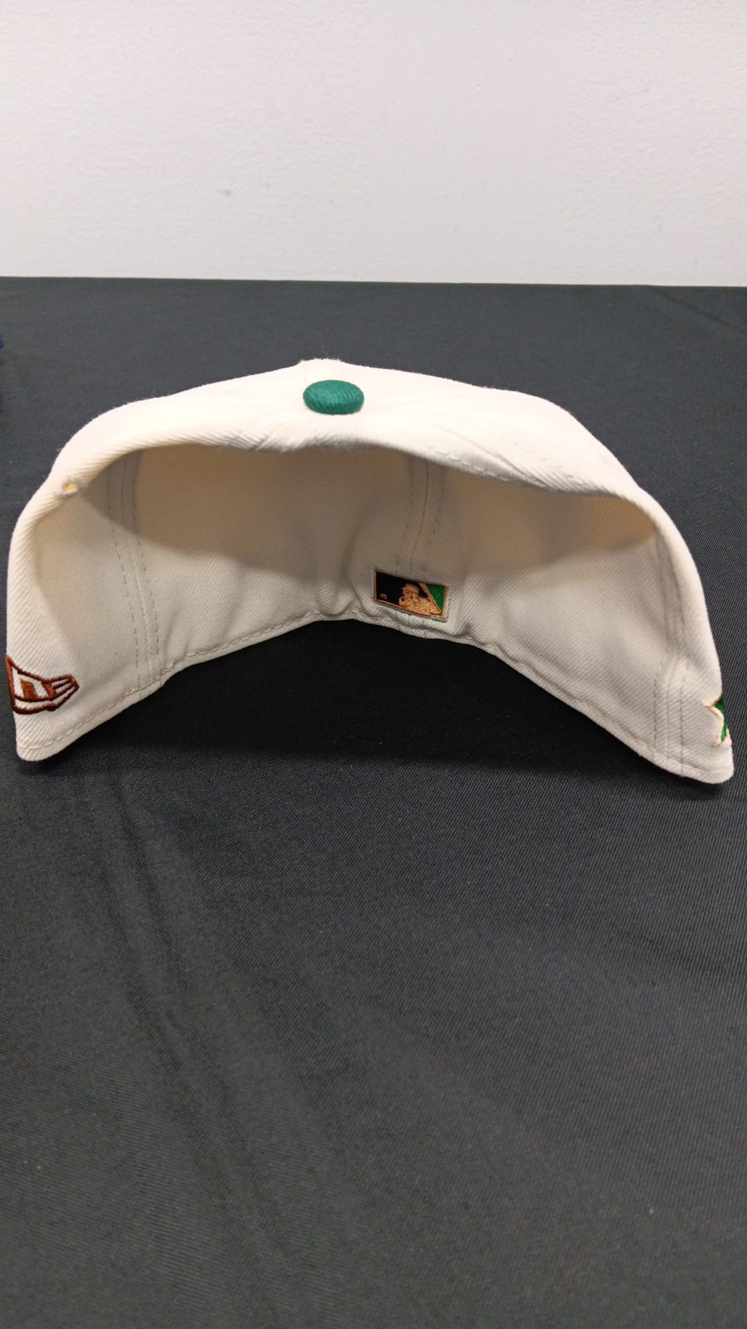 π§’ Wholesale Bulk Hat Box β 20 Premium Hats (HAT-1006)