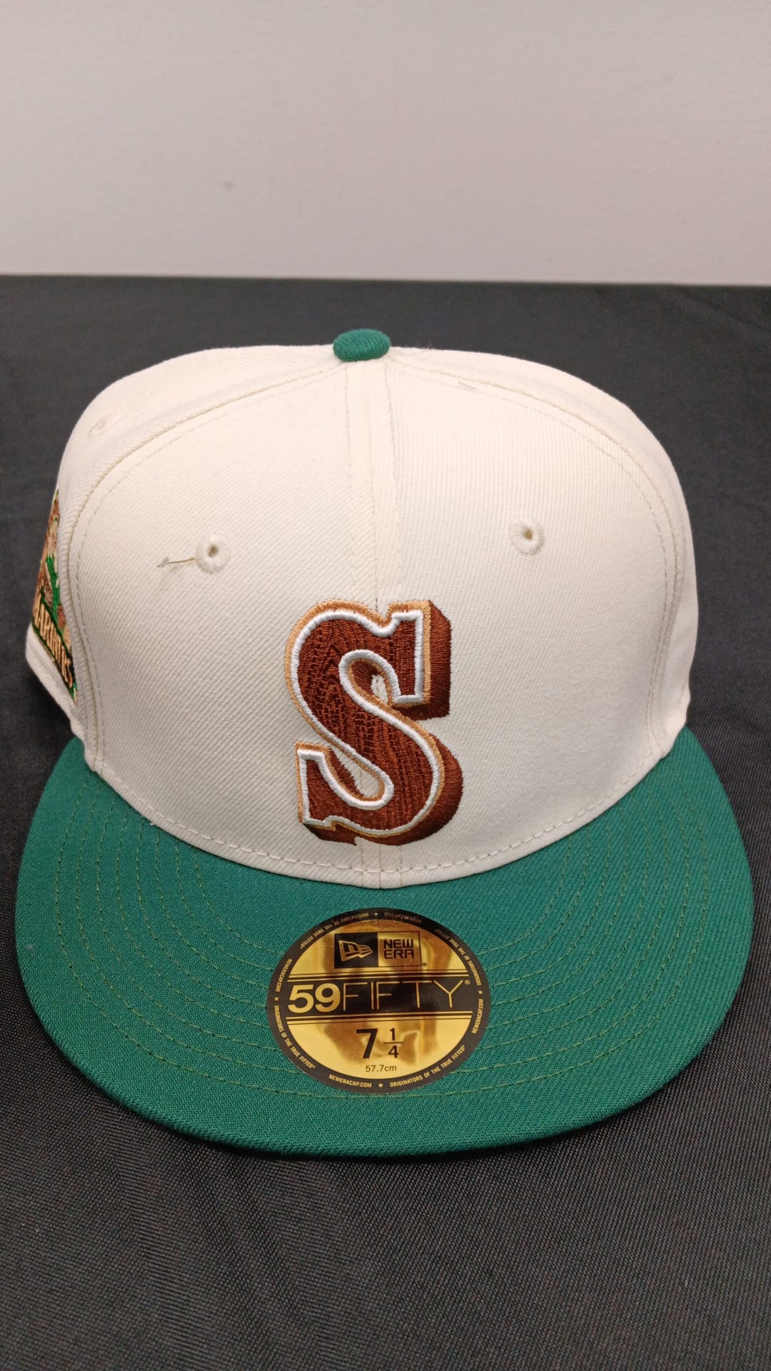 π§’ Wholesale Bulk Hat Box β 20 Premium Hats (HAT-1006)
