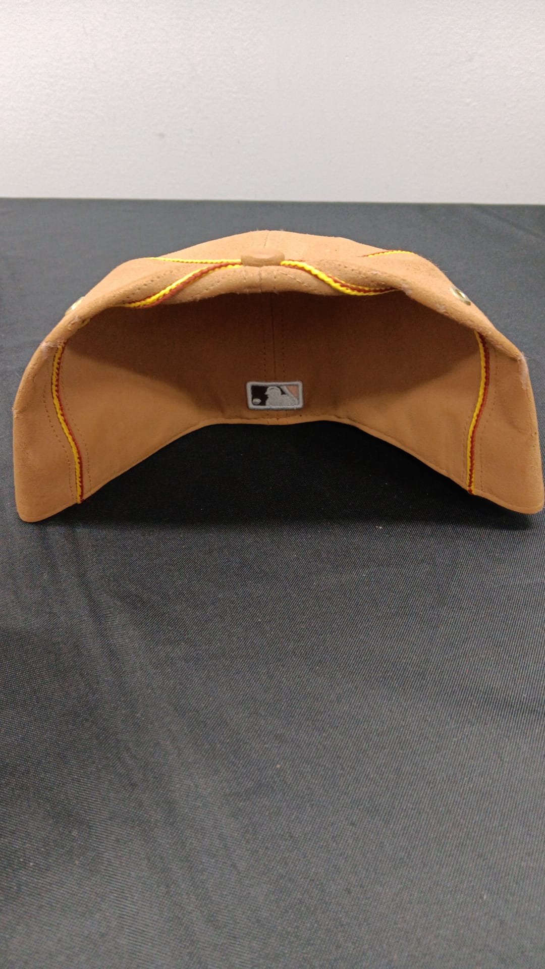 🧢 Wholesale Bulk Hat Box – 20 Premium Hats (HAT-1006)