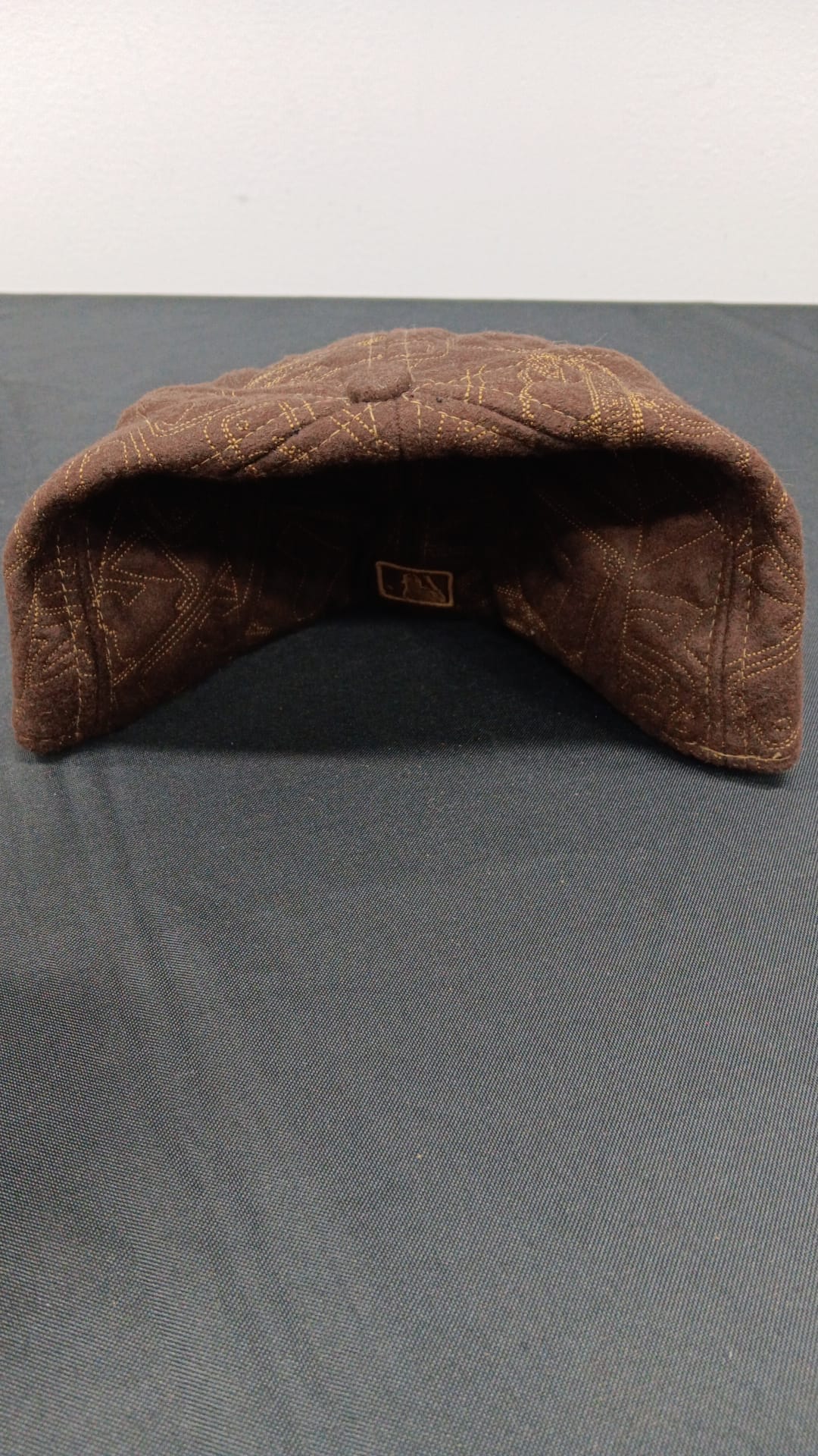 🧢 Wholesale Bulk Hat Box – 20 Premium Hats (HAT-1006)