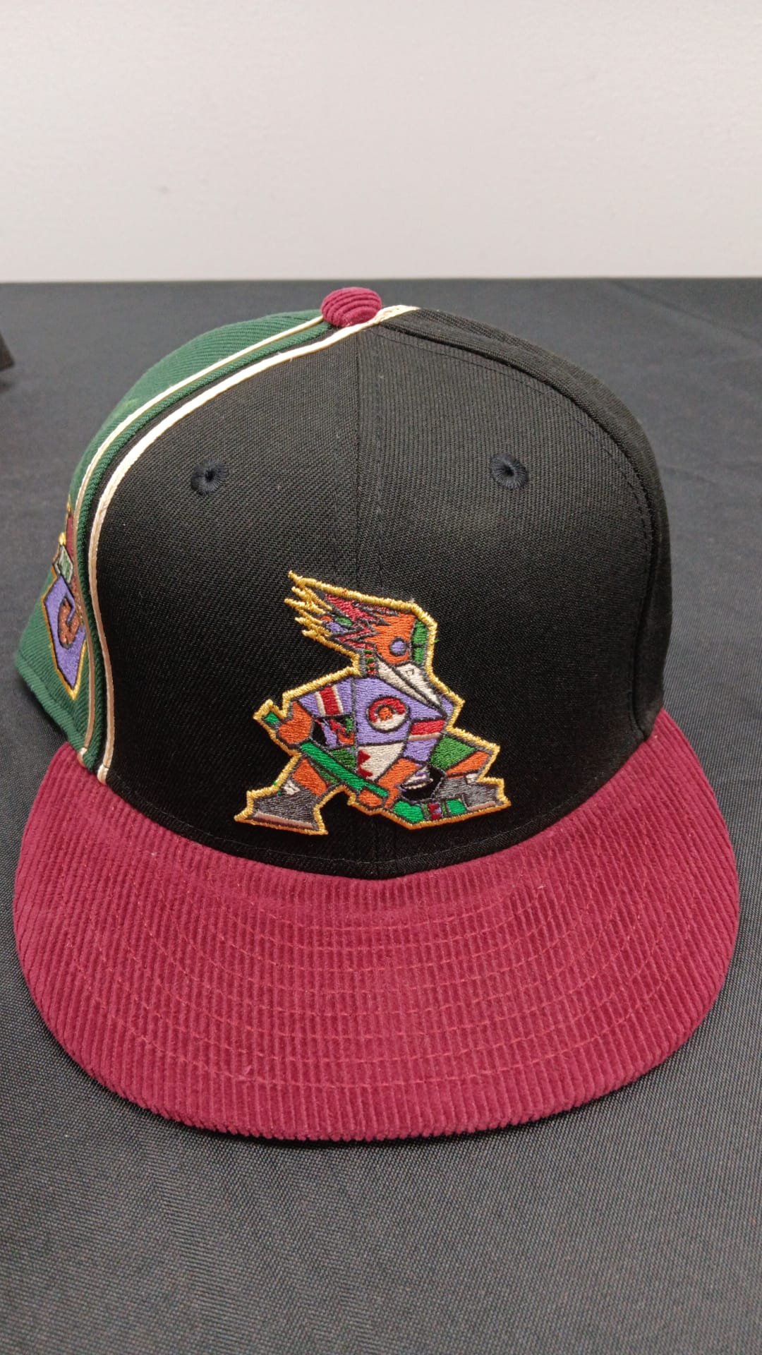🧢 Wholesale Bulk Hat Box – 20 Premium Hats (HAT-1009)