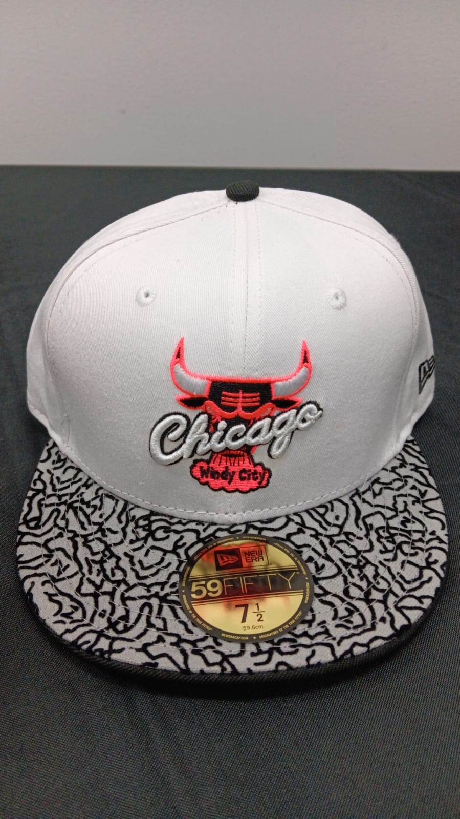 🧢 Wholesale Bulk Hat Box – 20 Premium Hats (HAT-1010)