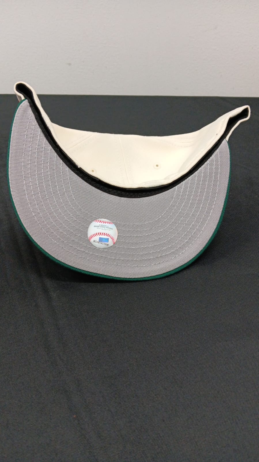 🧢 Wholesale Bulk Hat Box – 20 Premium Hats (HAT-1010)