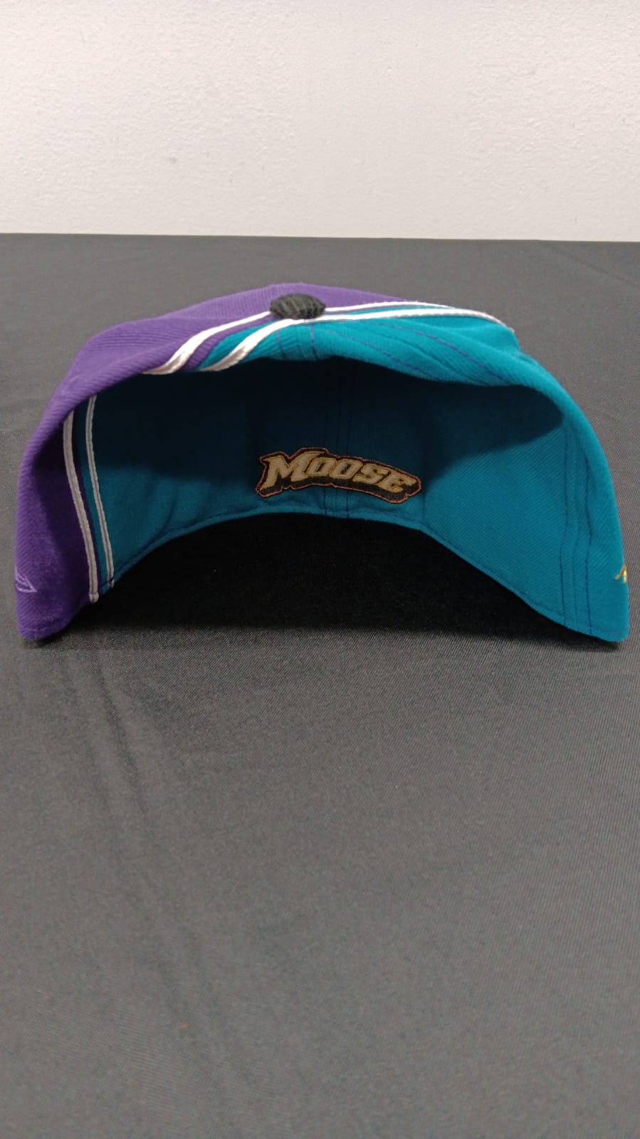 🧢 Wholesale Bulk Hat Box – 20 Premium Hats (HAT-1010)