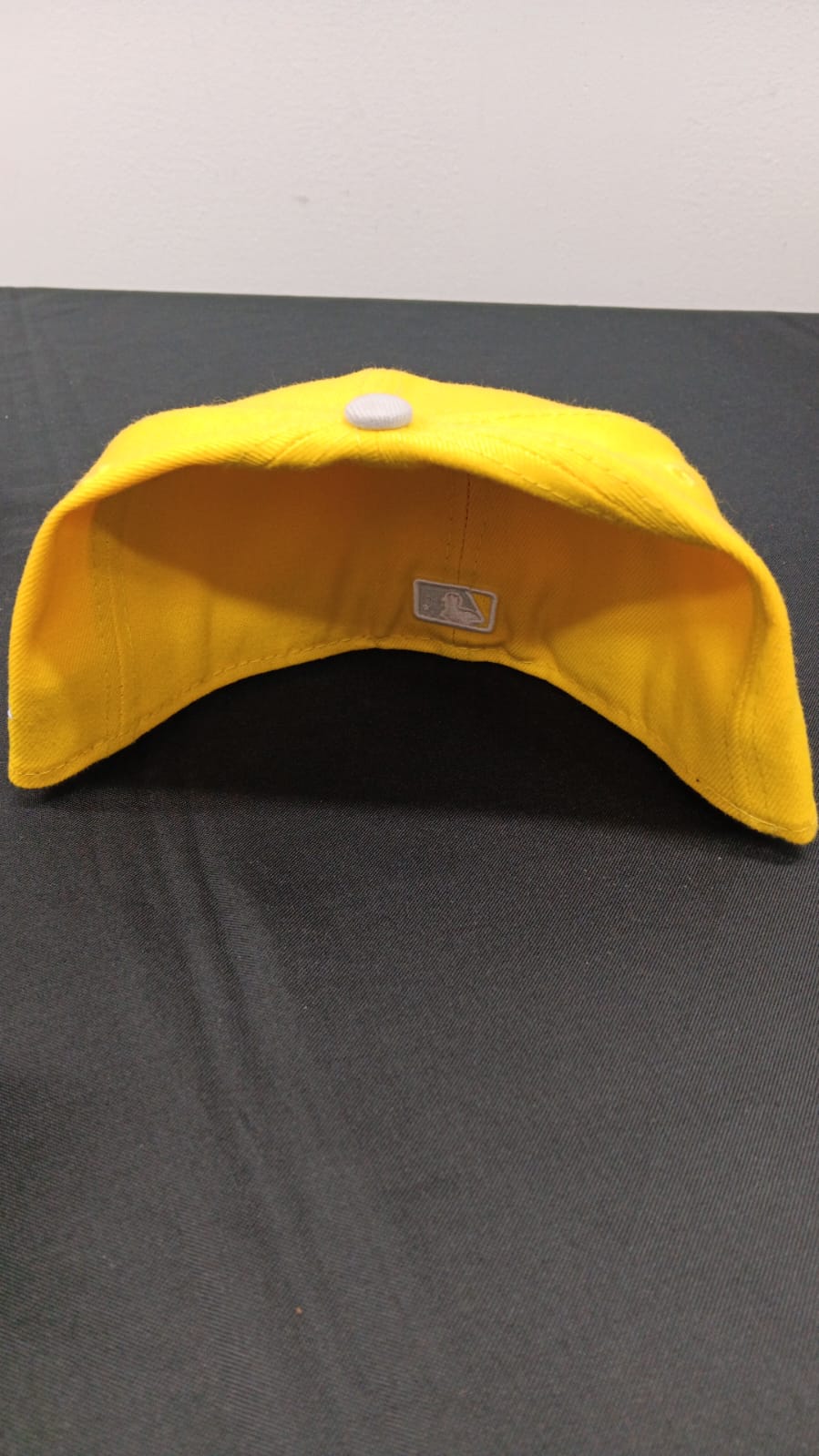 🧢 Wholesale Bulk Hat Box – 20 Premium Hats (HAT-1011)