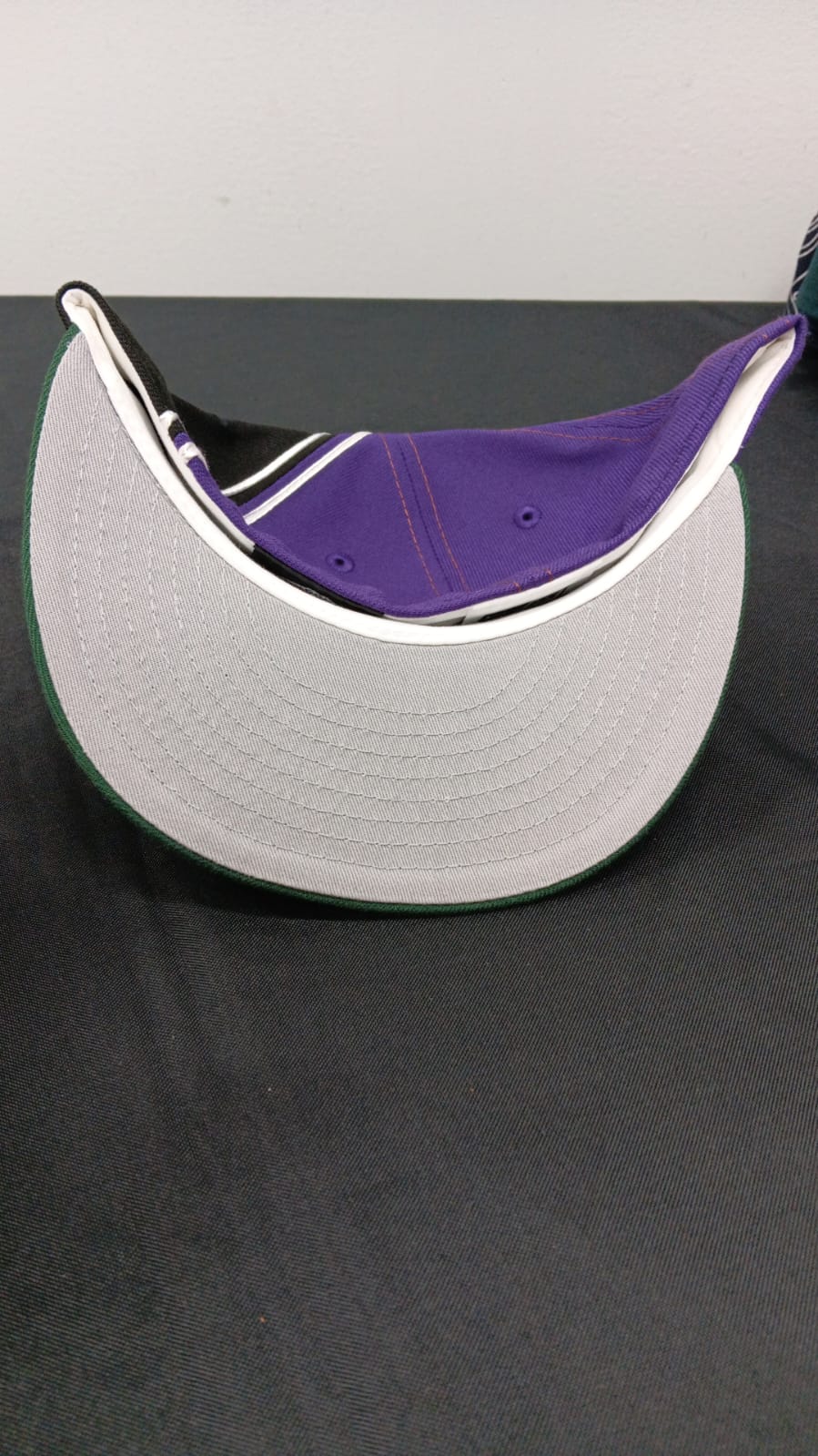 🧢 Wholesale Bulk Hat Box – 20 Premium Hats (HAT-1011)