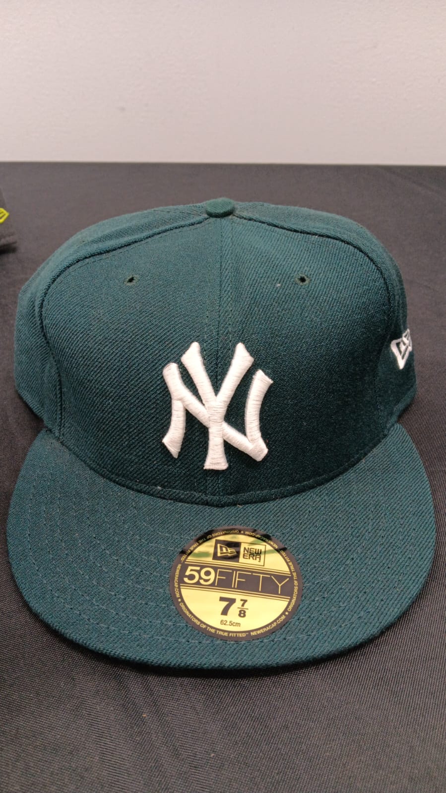 🧢 Wholesale Bulk Hat Box – 20 Premium Hats (HAT-1011)