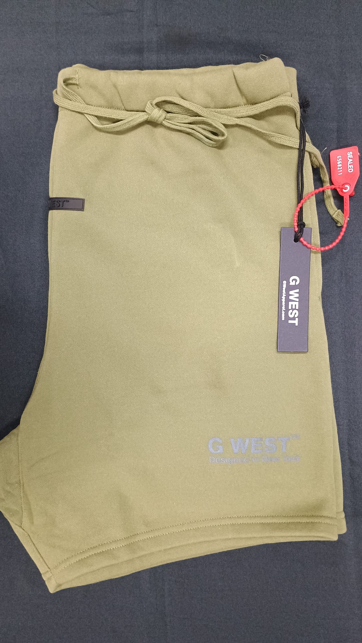 π Wholesale Bulk Clothing Box β 20 Mixed Apparel Items (CLOTHING-1001)