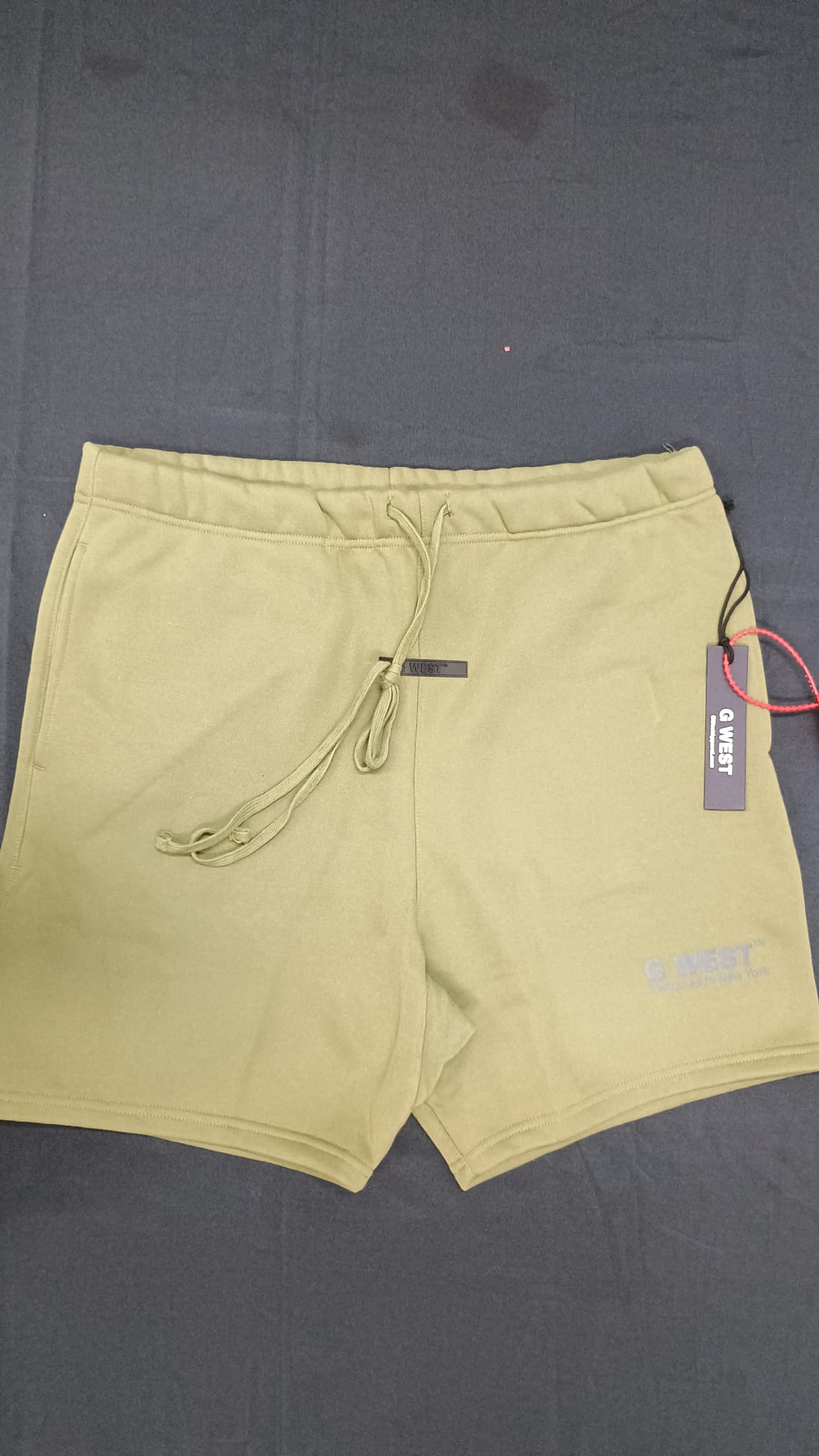 π Wholesale Bulk Clothing Box β 20 Mixed Apparel Items (CLOTHING-1001)