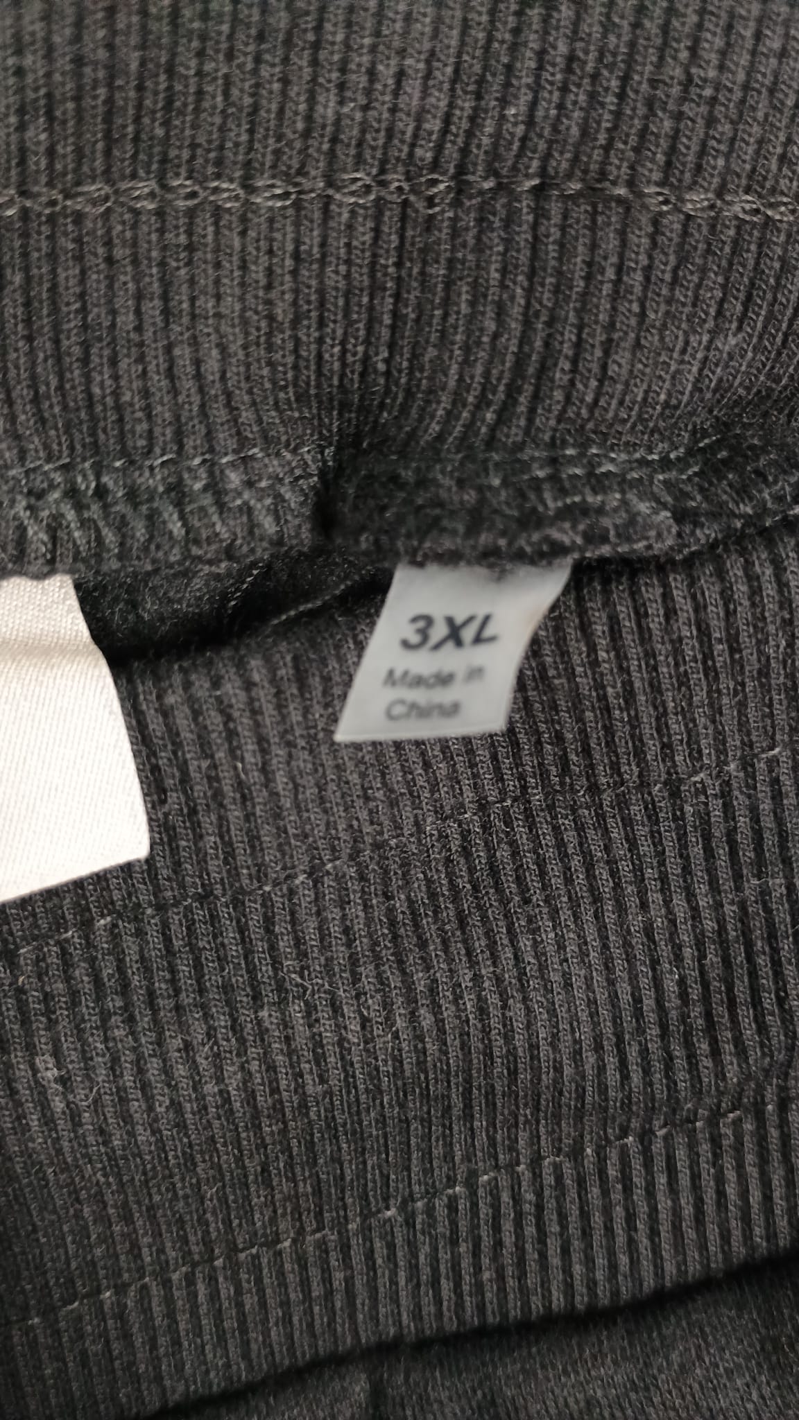 π Wholesale Bulk Clothing Box β 20 Mixed Apparel Items (CLOTHING-1001)