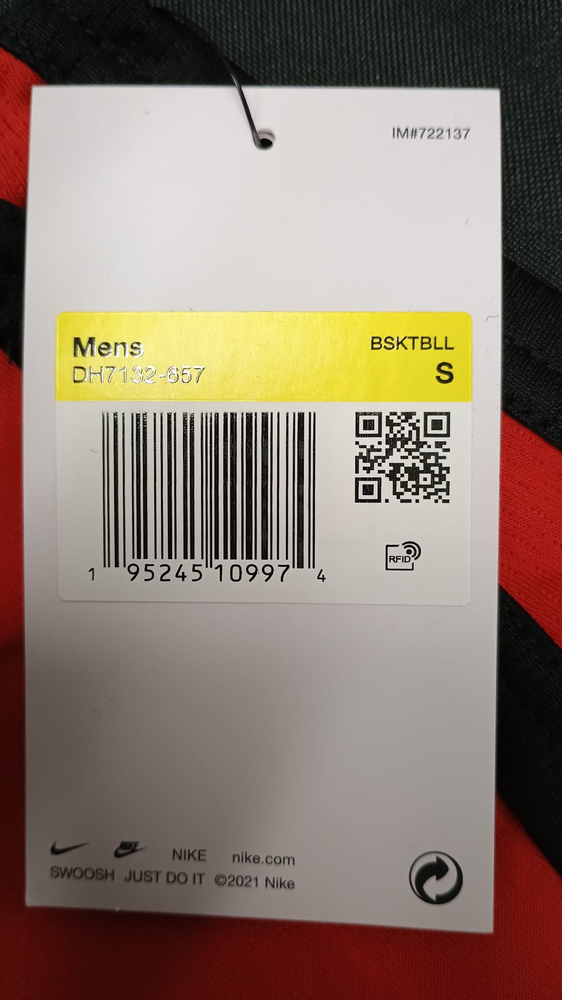 π Wholesale Bulk Clothing Box β 20 Mixed Apparel Items (CLOTHING-1001)