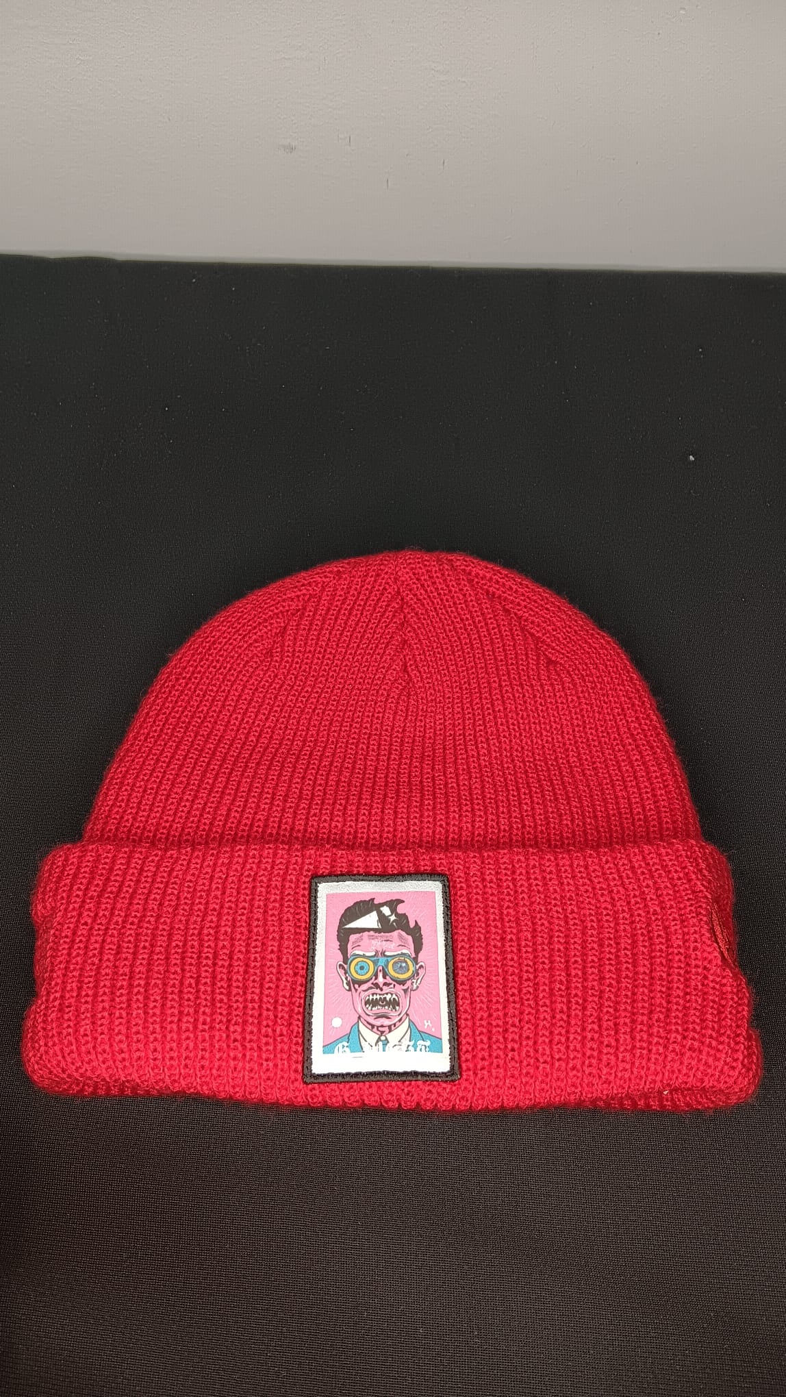 🧢 Wholesale Bulk Hat Box – 20 Premium BEANIES (HAT-1018)