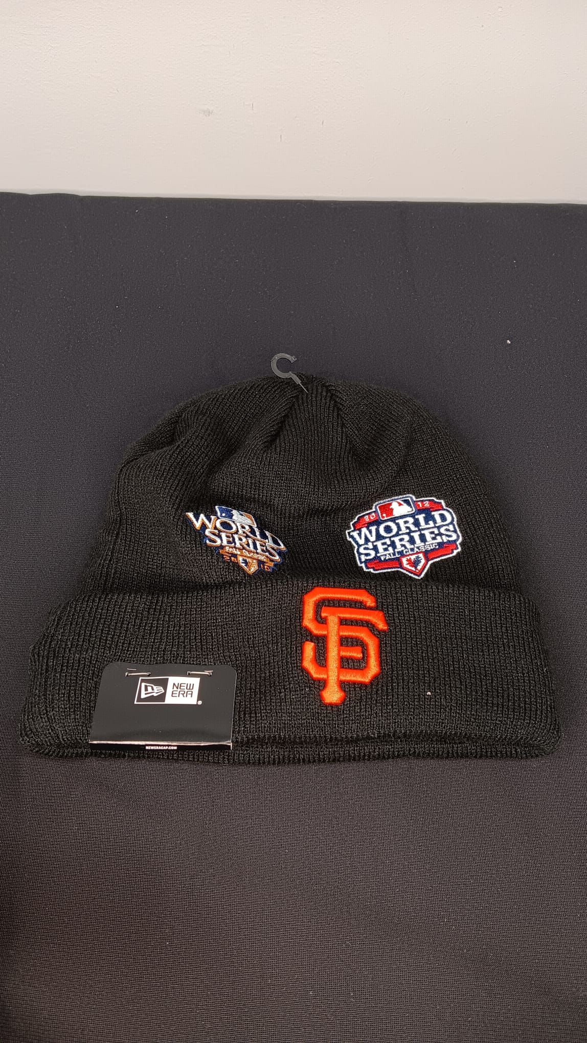 🧢 Wholesale Bulk Hat Box – 20 Premium BEANIES (HAT-1018)