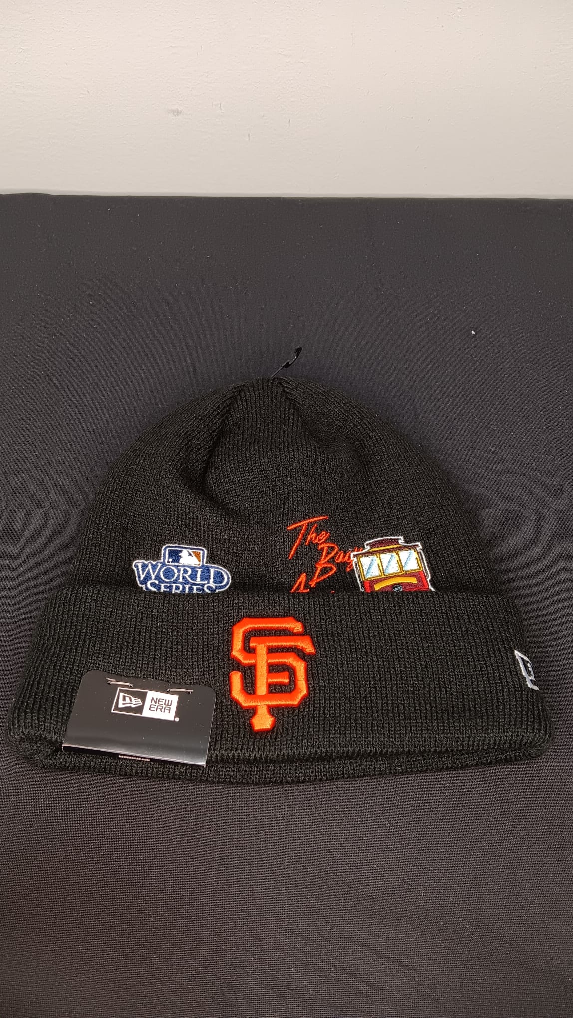 🧢 Wholesale Bulk Hat Box – 20 Premium BEANIES (HAT-1018)