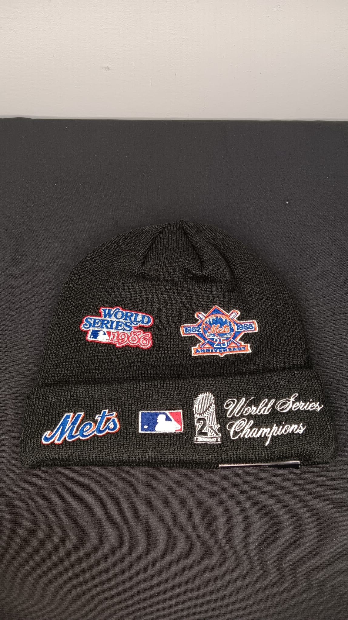 🧢 Wholesale Bulk Hat Box – 20 Premium BEANIES (HAT-1018)