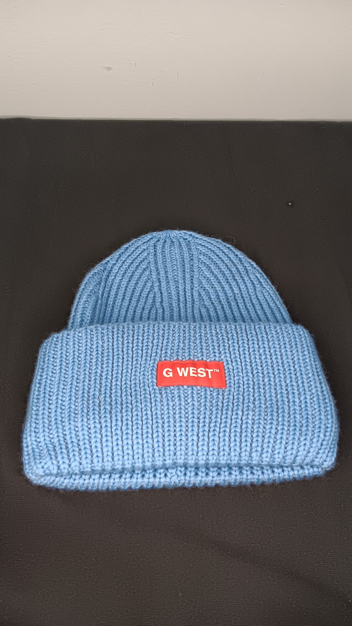 π§’ Wholesale Bulk Hat Box β 20 Premium BEANIES (HAT-1018)