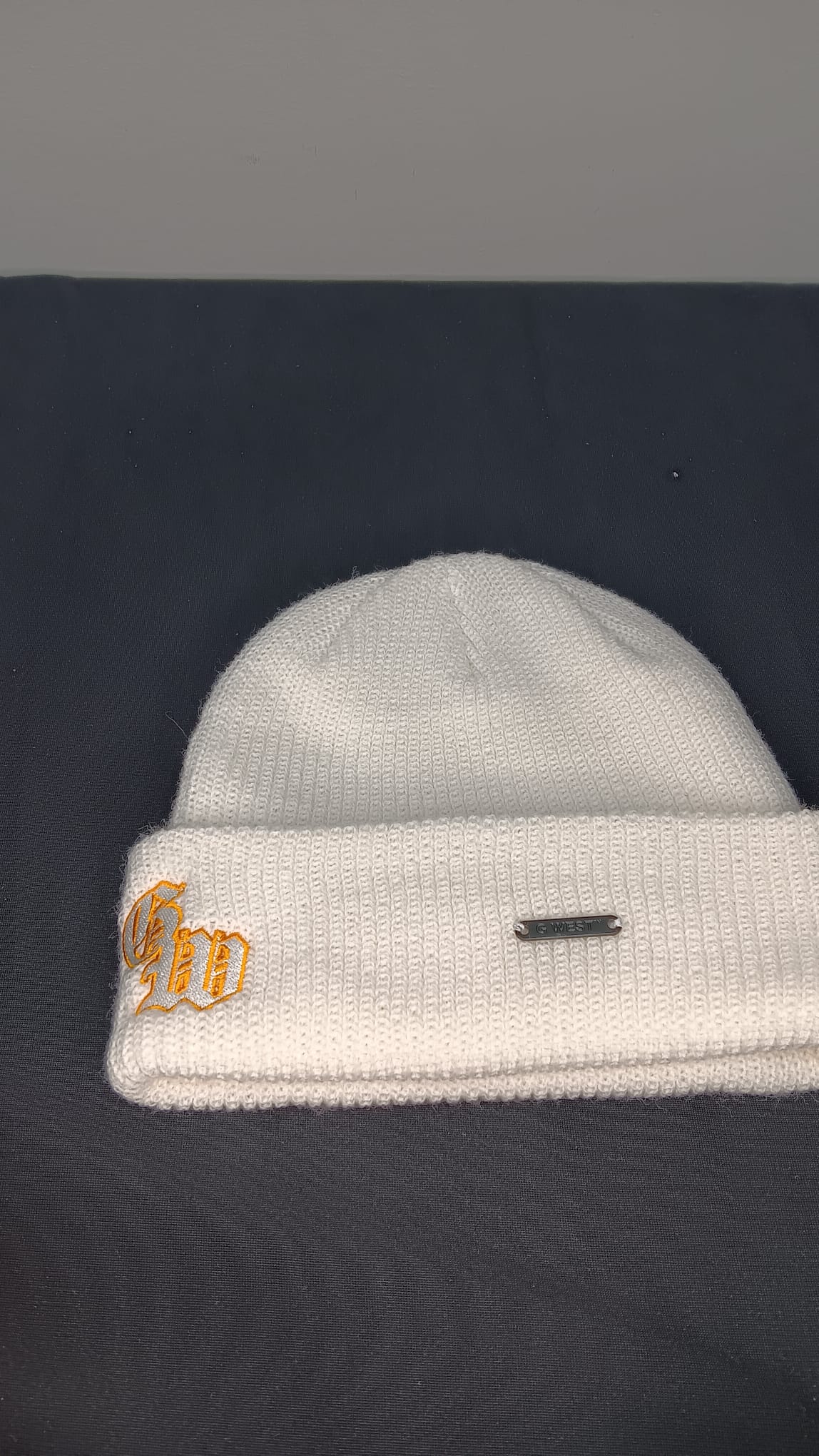 🧢 Wholesale Bulk Hat Box – 20 Premium BEANIES (HAT-1018)