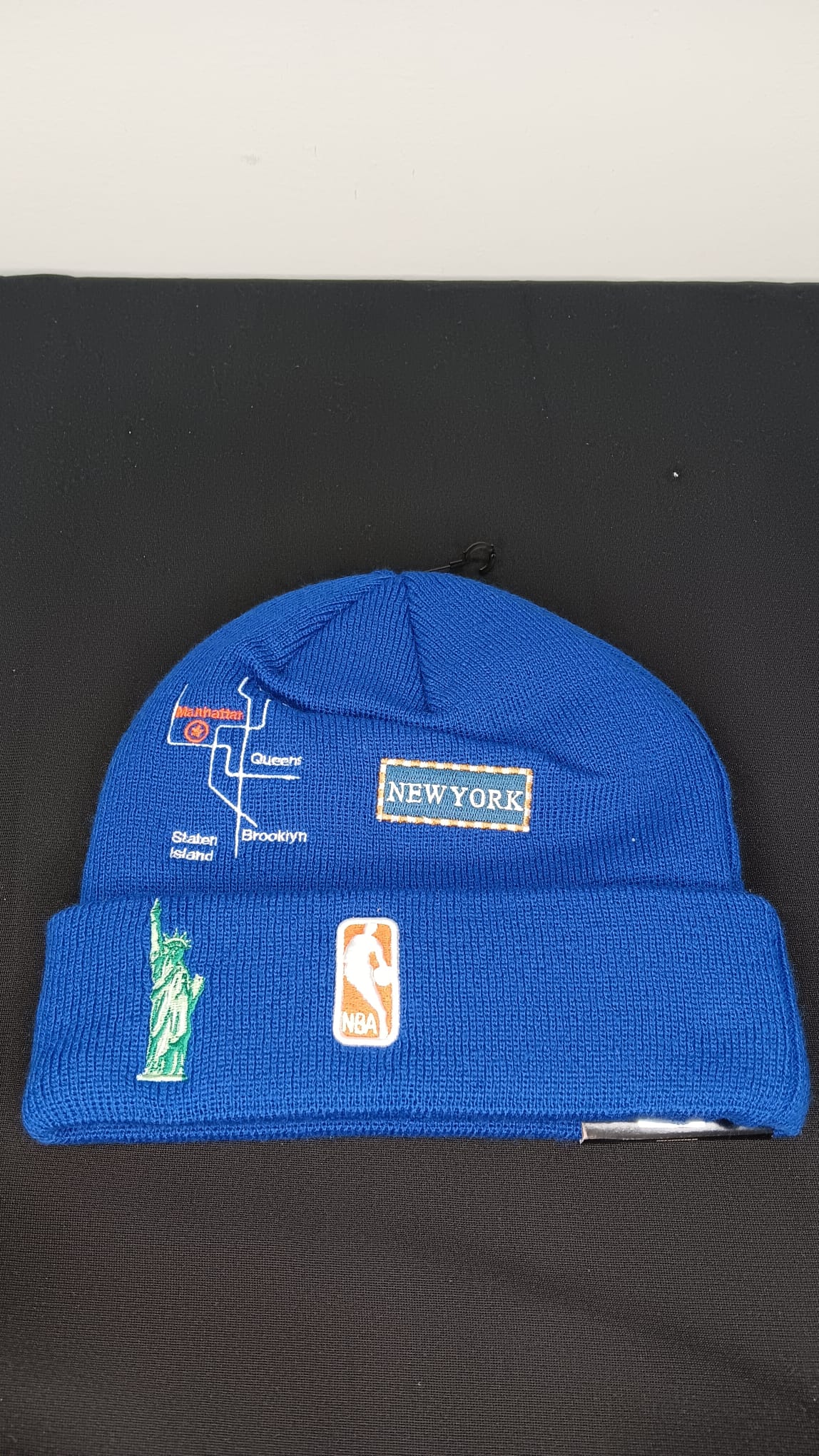 🧢 Wholesale Bulk Hat Box – 20 Premium BEANIES (HAT-1018)