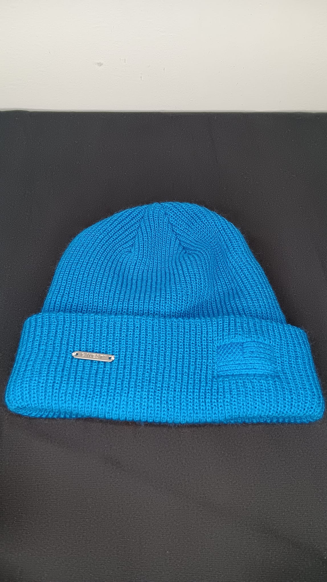 🧢 Wholesale Bulk Hat Box – 20 Premium BEANIES (HAT-1018)