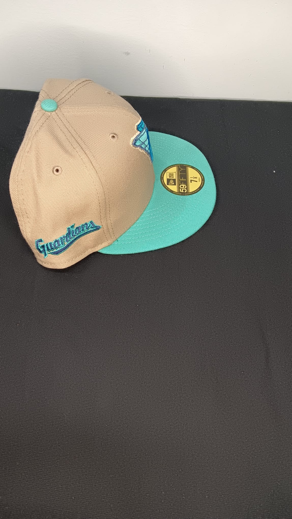 π§’ Wholesale Bulk Hat Box β 20 Premium Hats (HAT-1020)