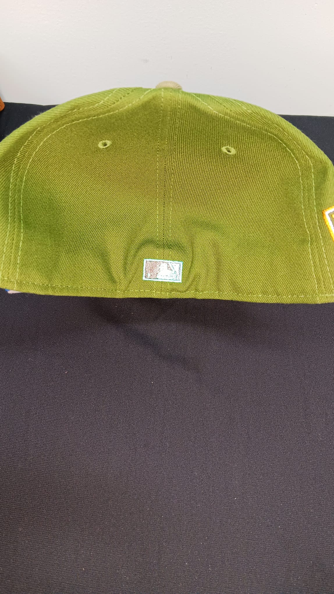 🧢 Wholesale Bulk Hat Box – 20 Premium Hats (HAT-1020)