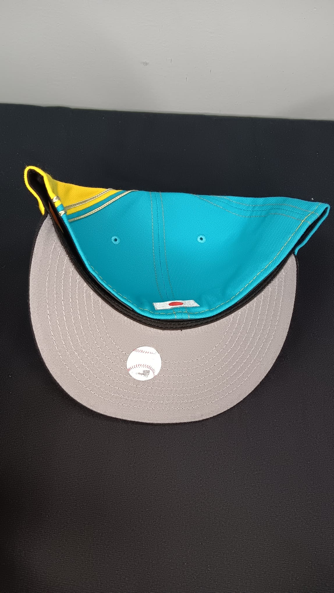 🧢 Wholesale Bulk Hat Box – 20 Premium Hats (HAT-1020)