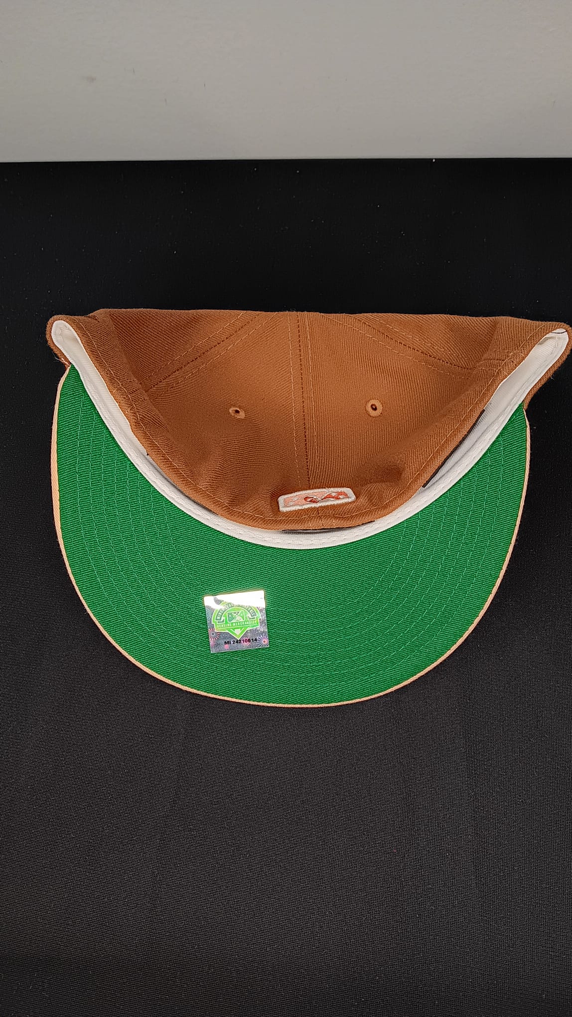 🧢 Wholesale Bulk Hat Box – 20 Premium Hats (HAT-1025)