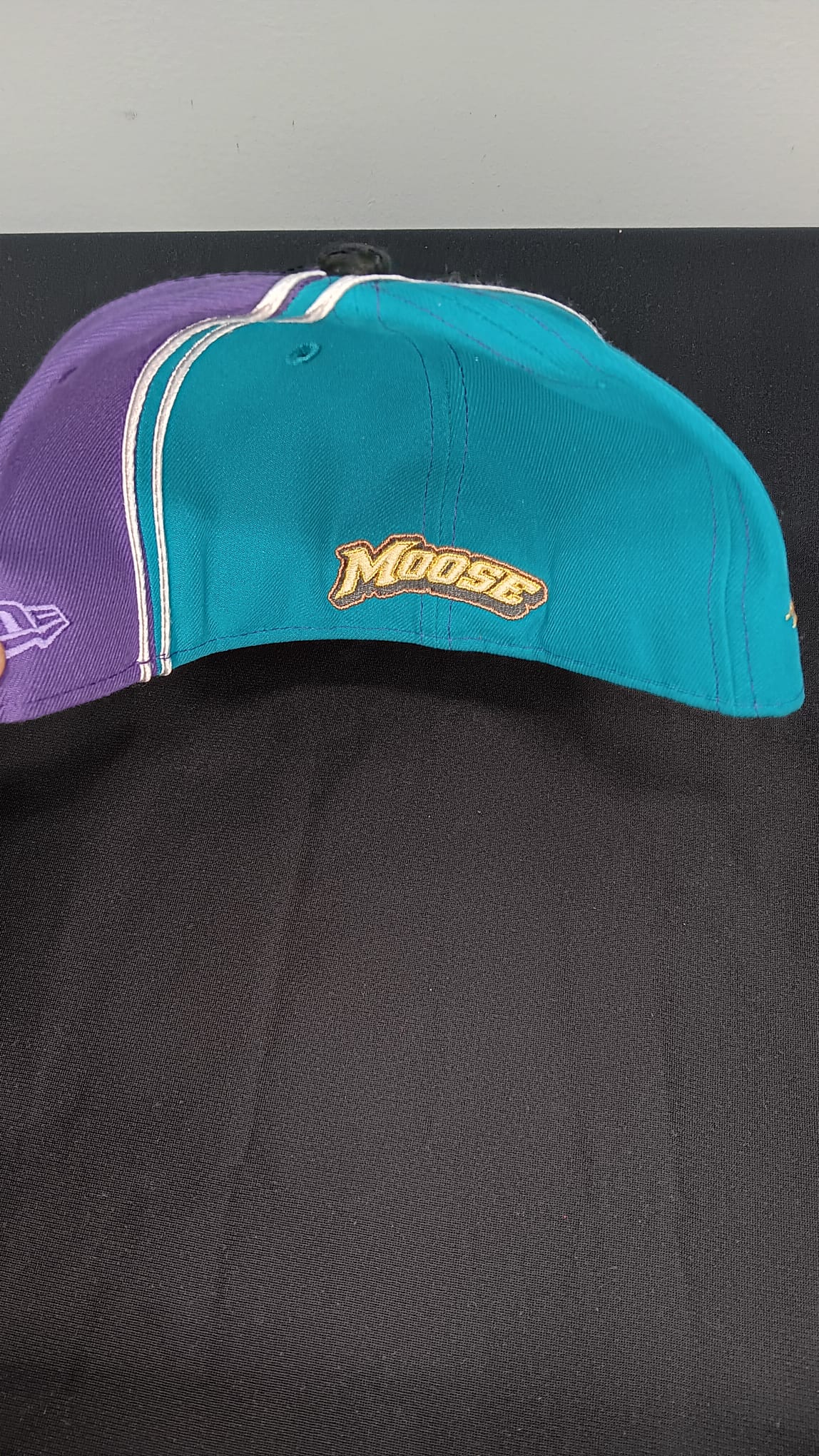 🧢 Wholesale Bulk Hat Box – 20 Premium Hats (HAT-1025)