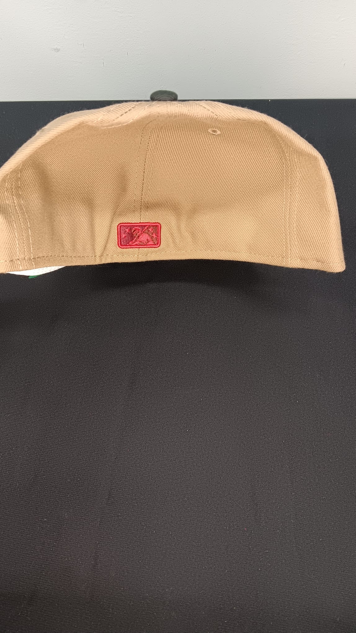 🧢 Wholesale Bulk Hat Box – 20 Premium Hats (HAT-1025)