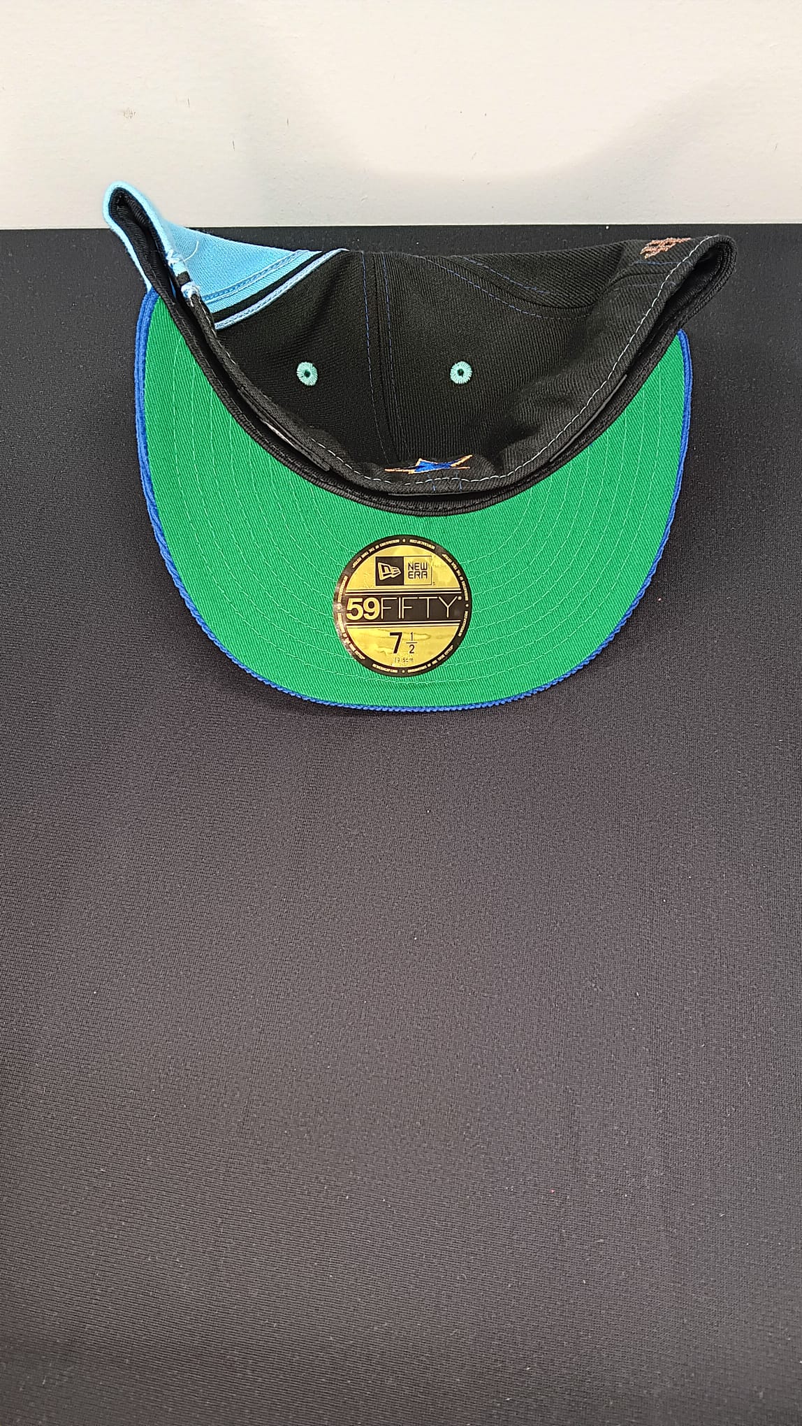 🧢 Wholesale Bulk Hat Box – 20 Premium Hats (HAT-1025)