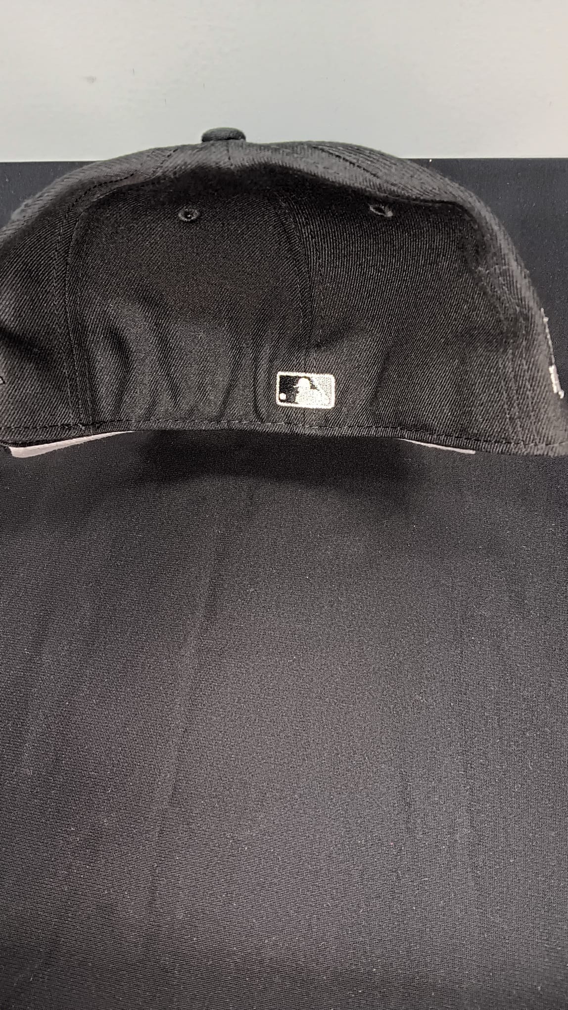 🧢 Wholesale Bulk Hat Box – 20 Premium Hats (HAT-1025)