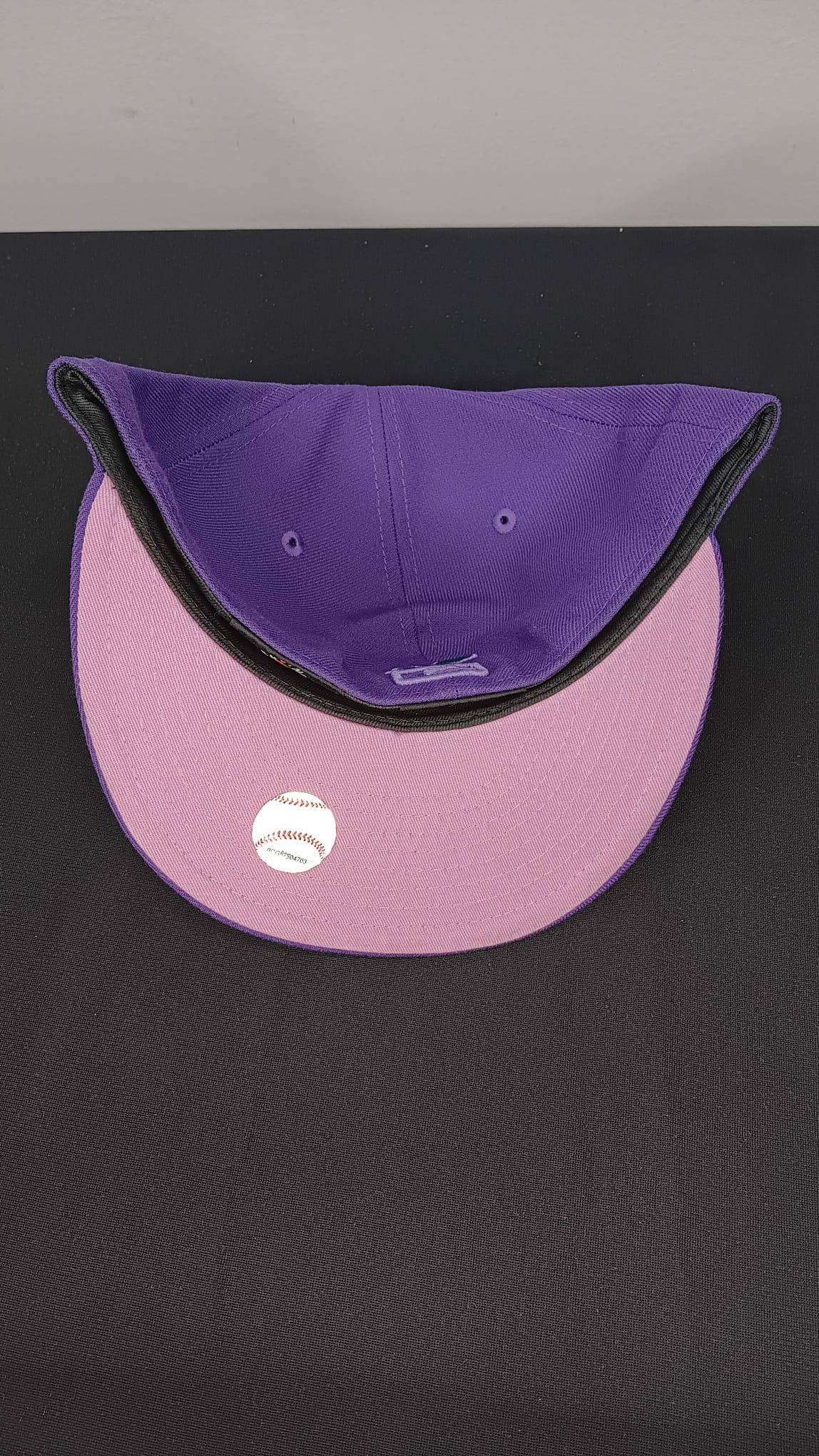 🧢 Wholesale Bulk Hat Box – 20 Premium Hats (HAT-1025)