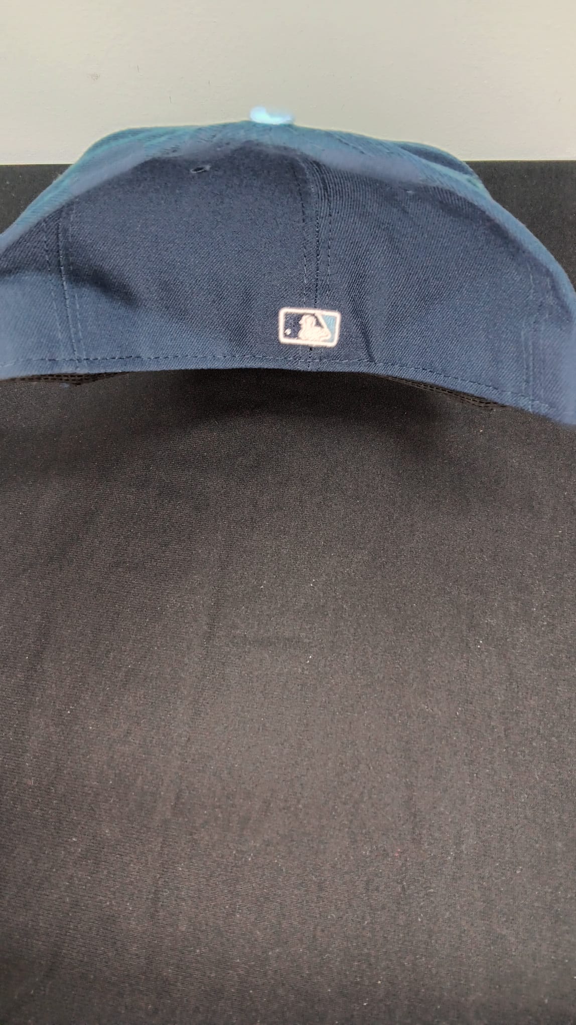 🧢 Wholesale Bulk Hat Box – 20 Premium Hats (HAT-1025)