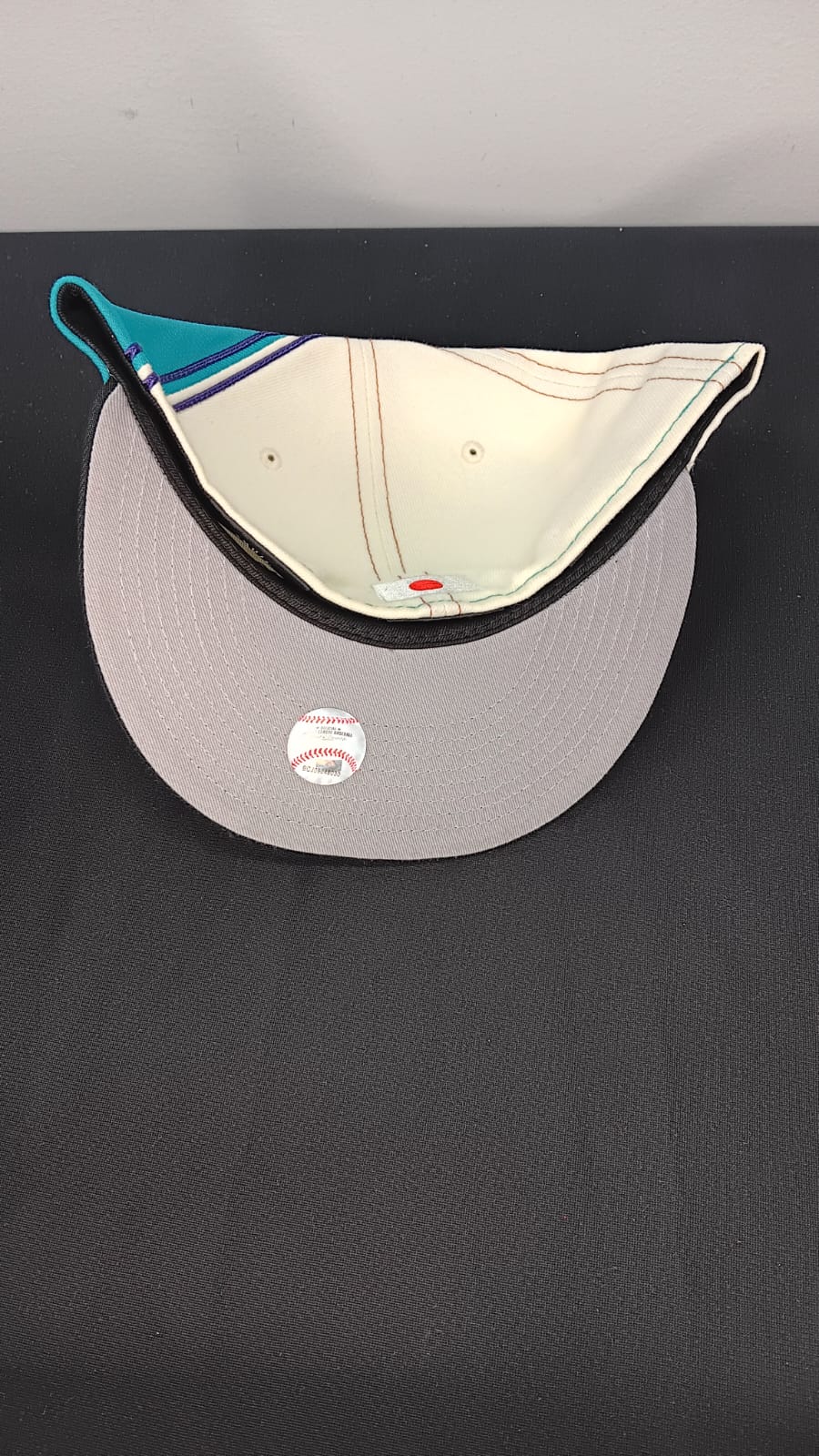 🧢 Wholesale Bulk Hat Box – 20 Premium Hats (HAT-1026)