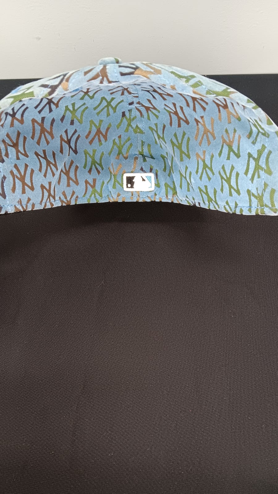 🧢 Wholesale Bulk Hat Box – 20 Premium Hats (HAT-1029)