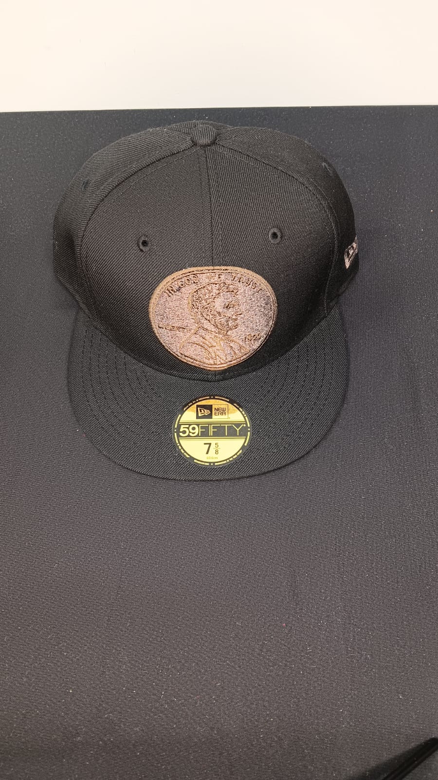 🧢 Wholesale Bulk Hat Box – 20 Premium Hats (HAT-1032)