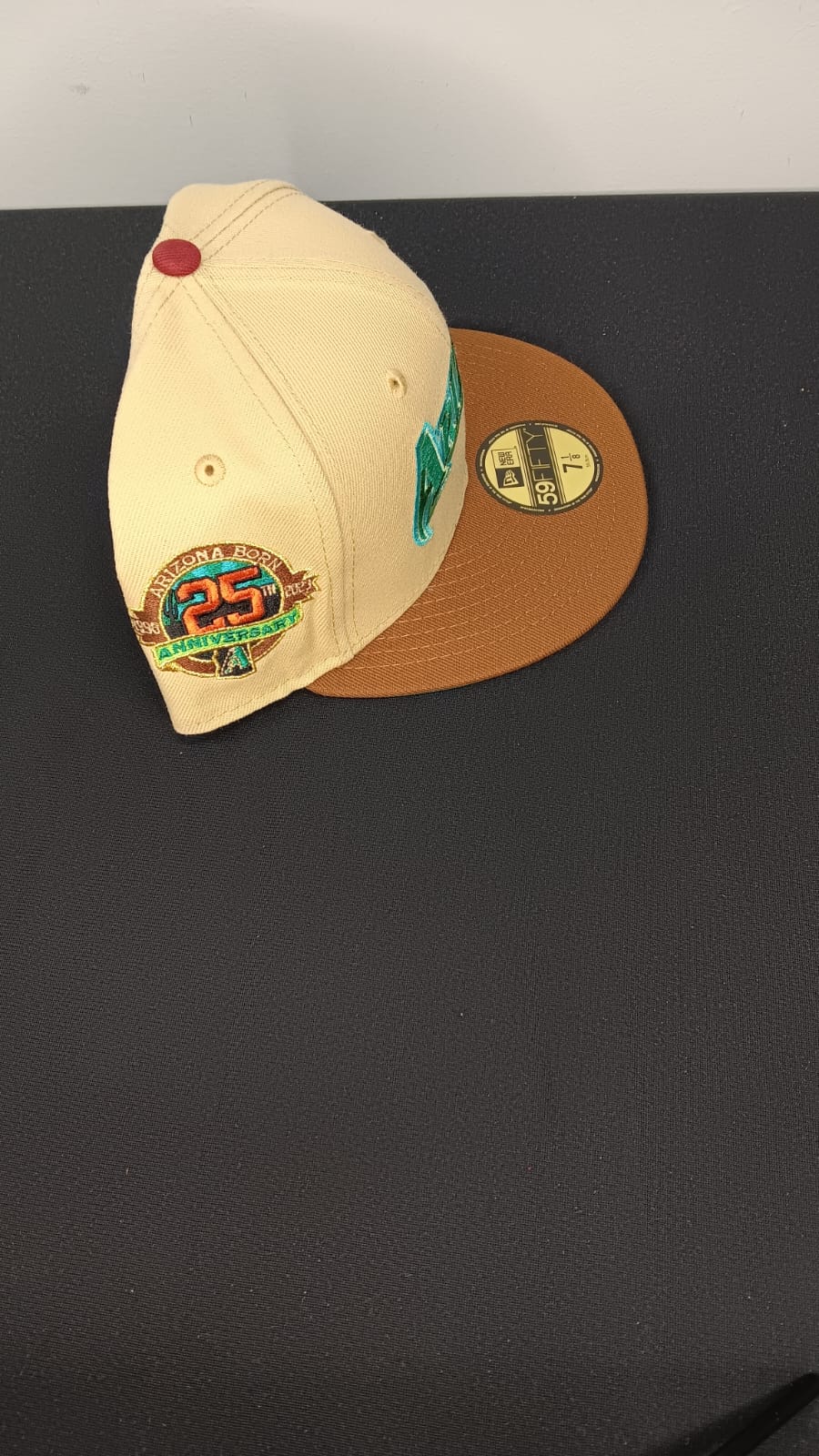 π§’ Wholesale Bulk Hat Box β 20 Premium Hats (HAT-1033)