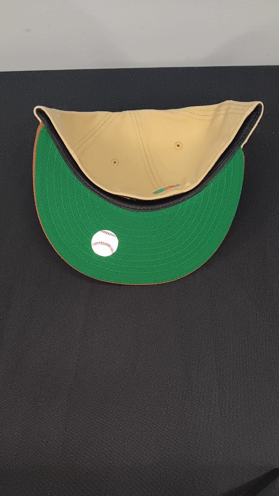 🧢 Wholesale Bulk Hat Box – 20 Premium Hats (HAT-1033)