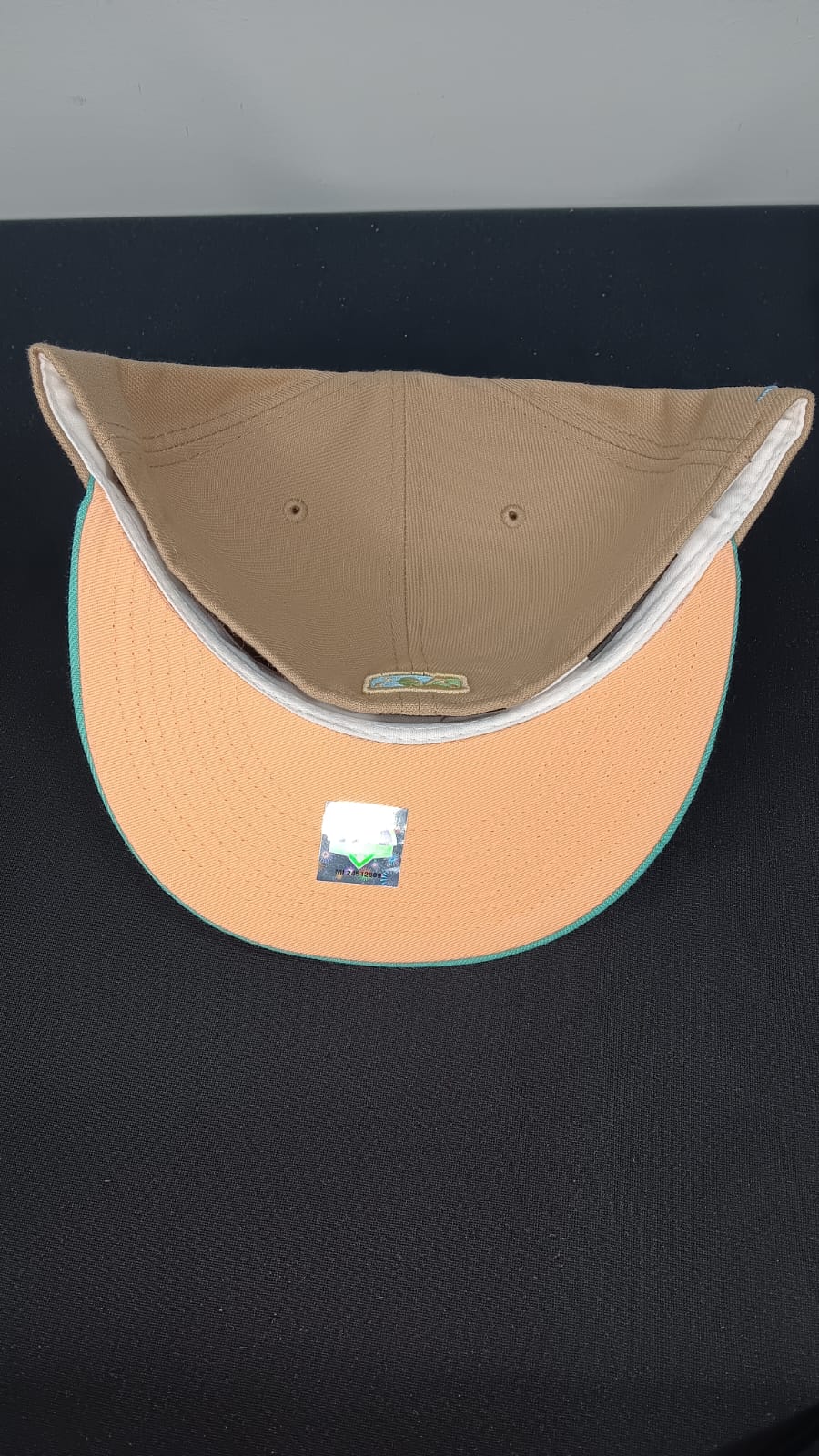 🧢 Wholesale Bulk Hat Box – 20 Premium Hats (HAT-1035)