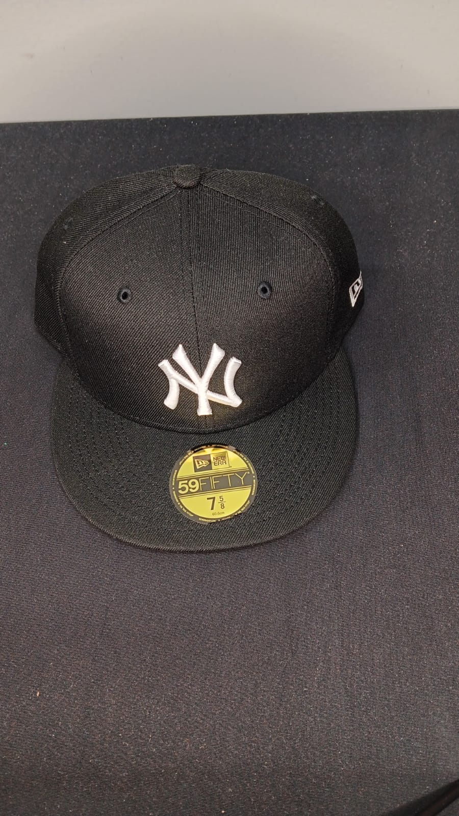 🧢 Wholesale Bulk Hat Box – 20 Premium Hats (HAT-1036)