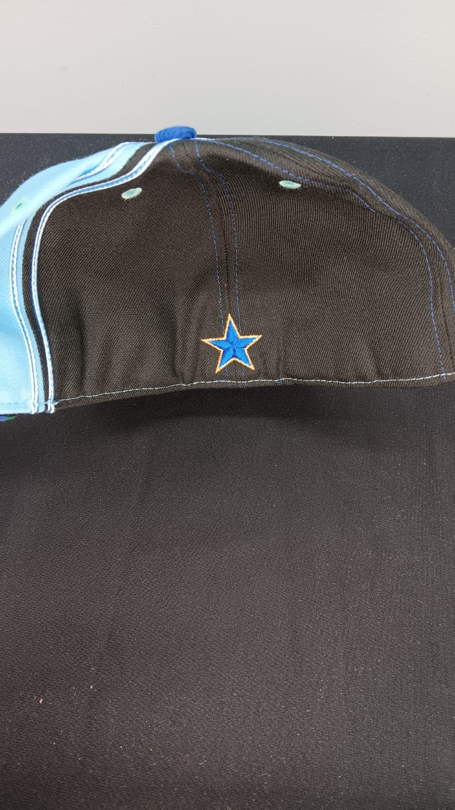 🧢 Wholesale Bulk Hat Box – 20 Premium Hats (HAT-1037)