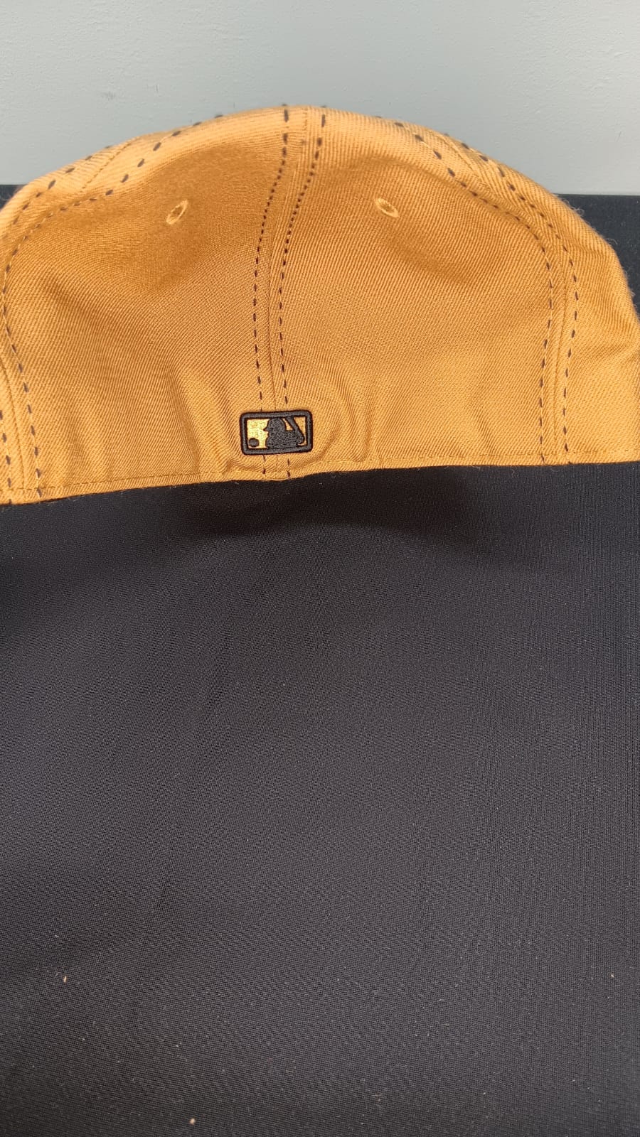 🧢 Wholesale Bulk Hat Box – 20 Premium Hats (HAT-1038)