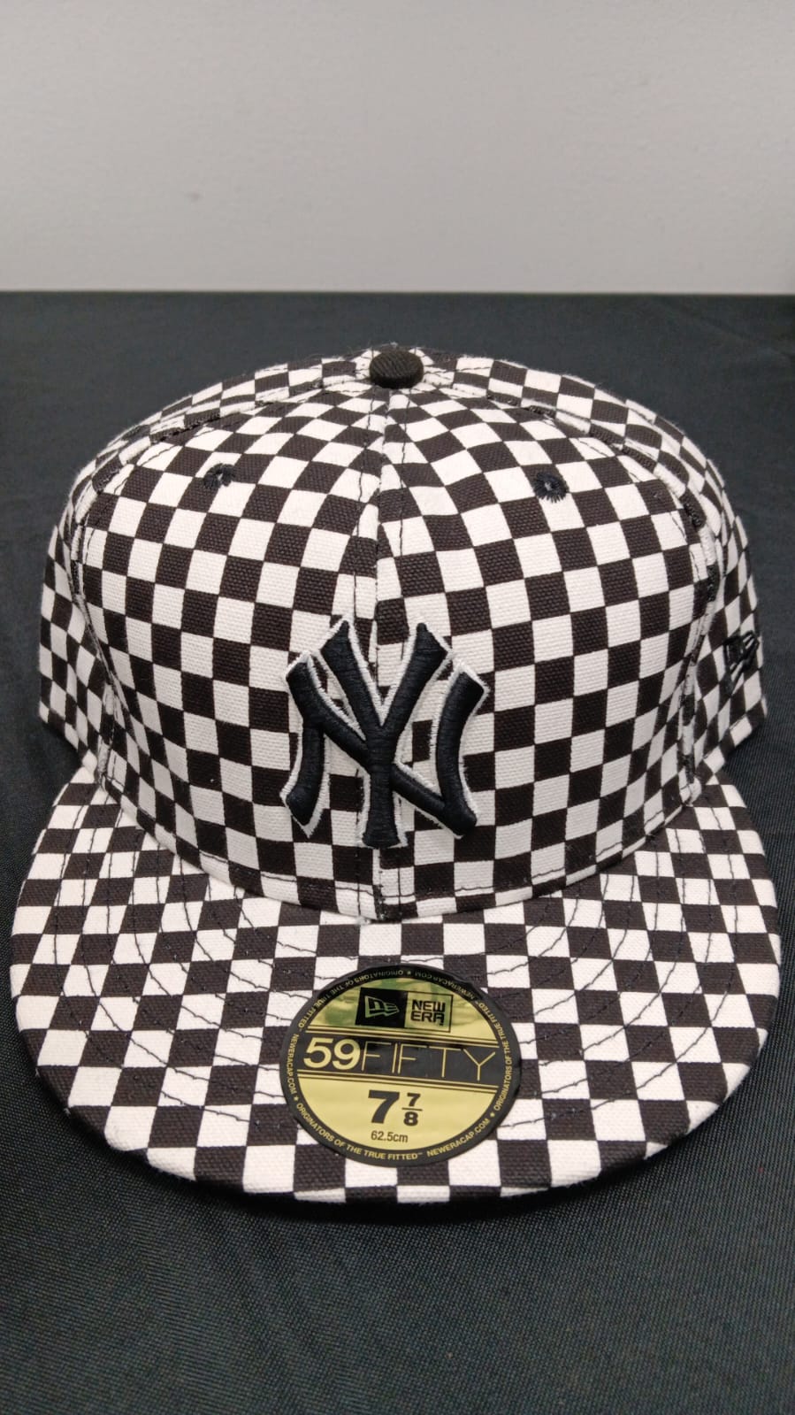 🧢 Wholesale Bulk Hat Box – 20 Premium Hats (HAT-1003)