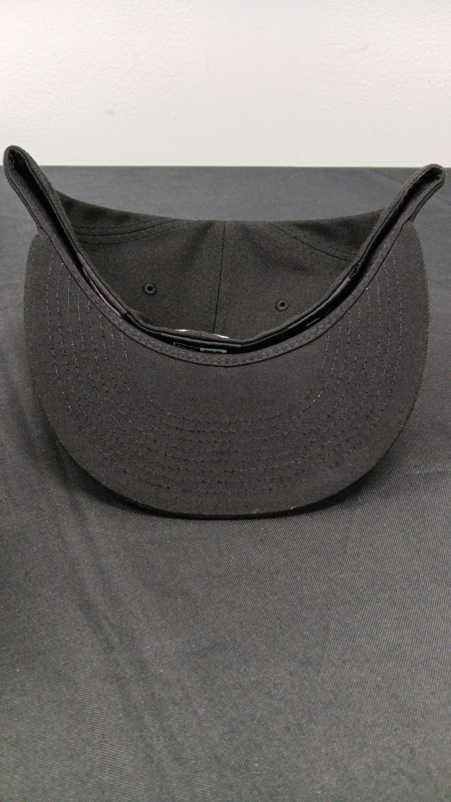 🧢 Wholesale Bulk Hat Box – 20 Premium Hats (HAT-1003)